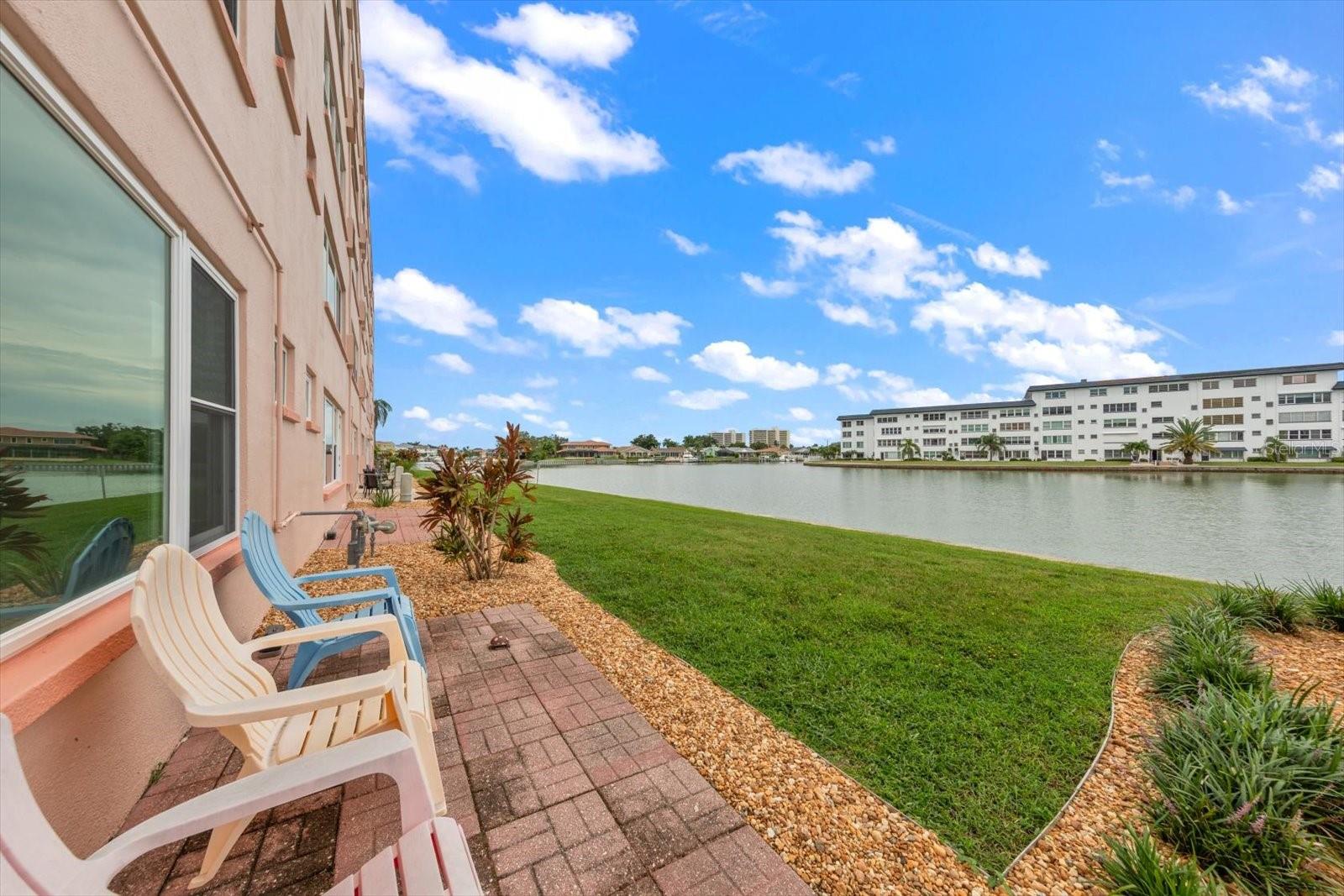 6025 SHORE BLVD S #107
