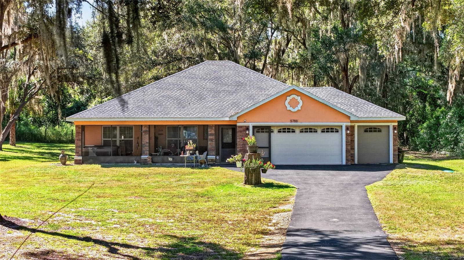 5788 W RIVERBEND RD