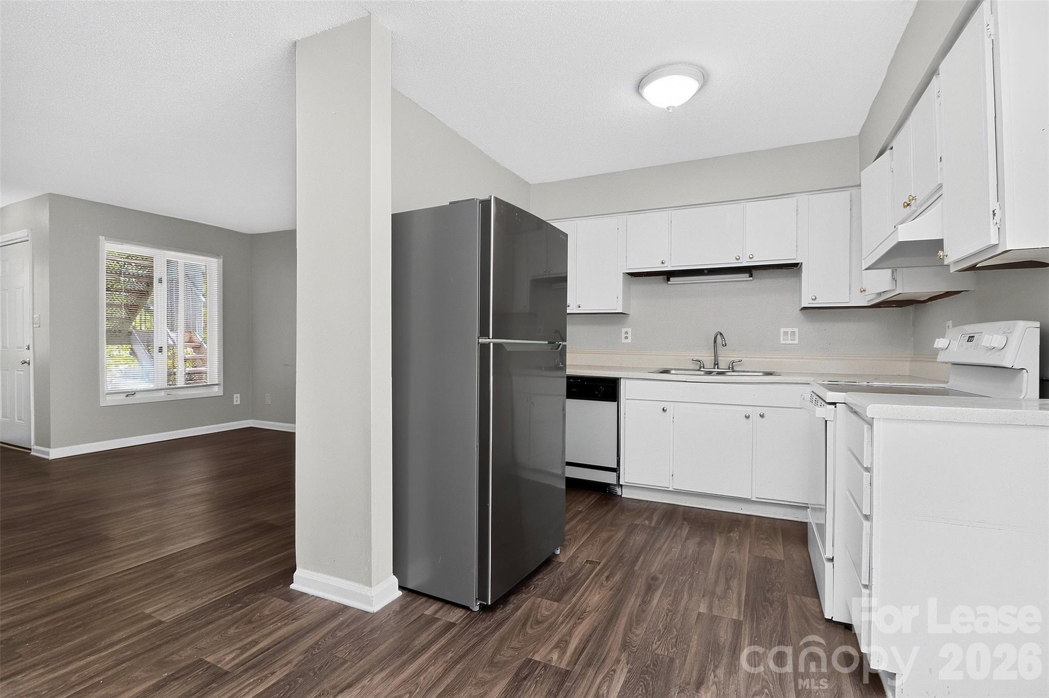 Condominium at 2026 Harvest Lane, Charlotte, photo 12 of 31