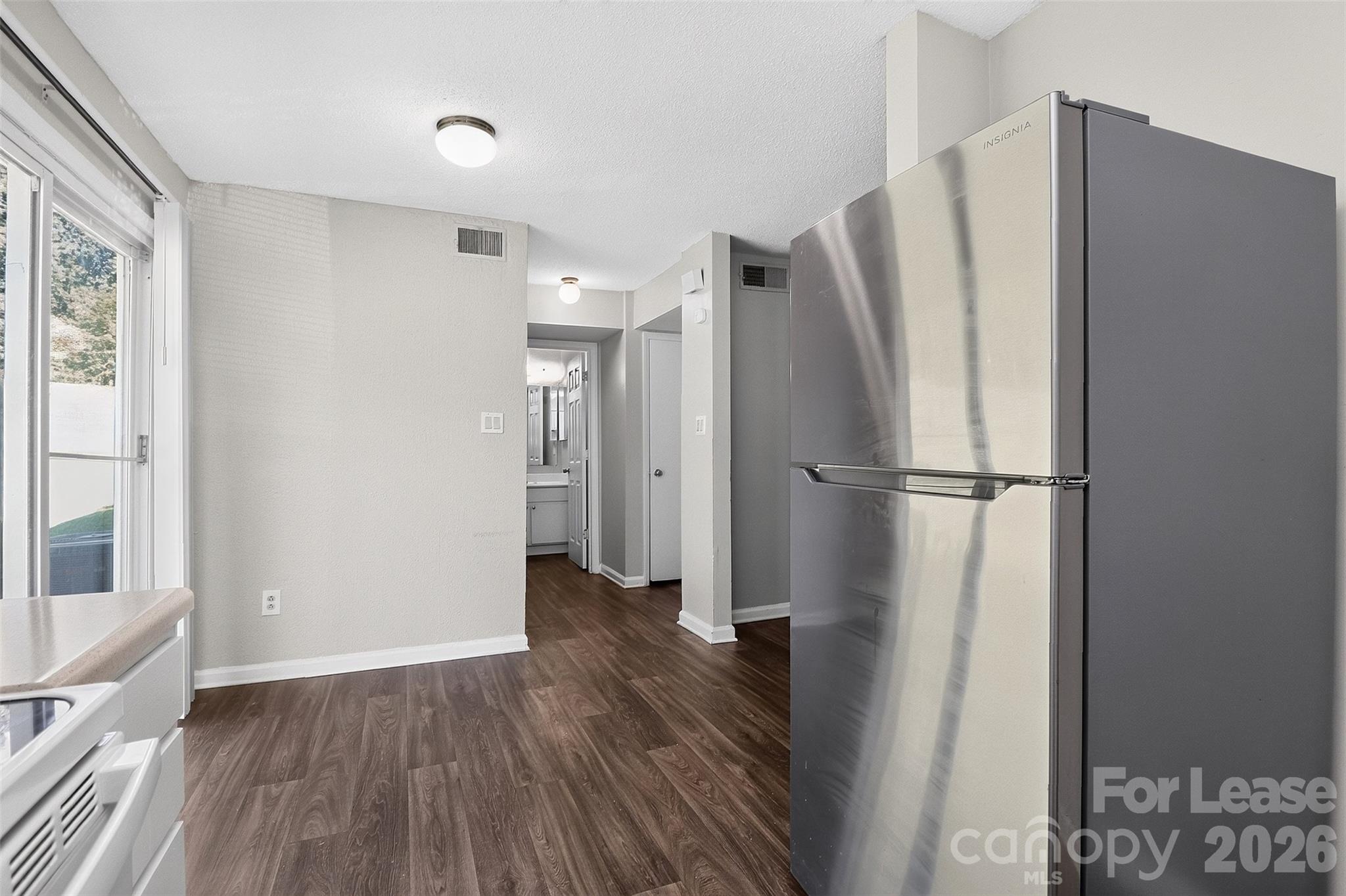 Condominium at 2026 Harvest Lane, Charlotte, photo 17 of 31