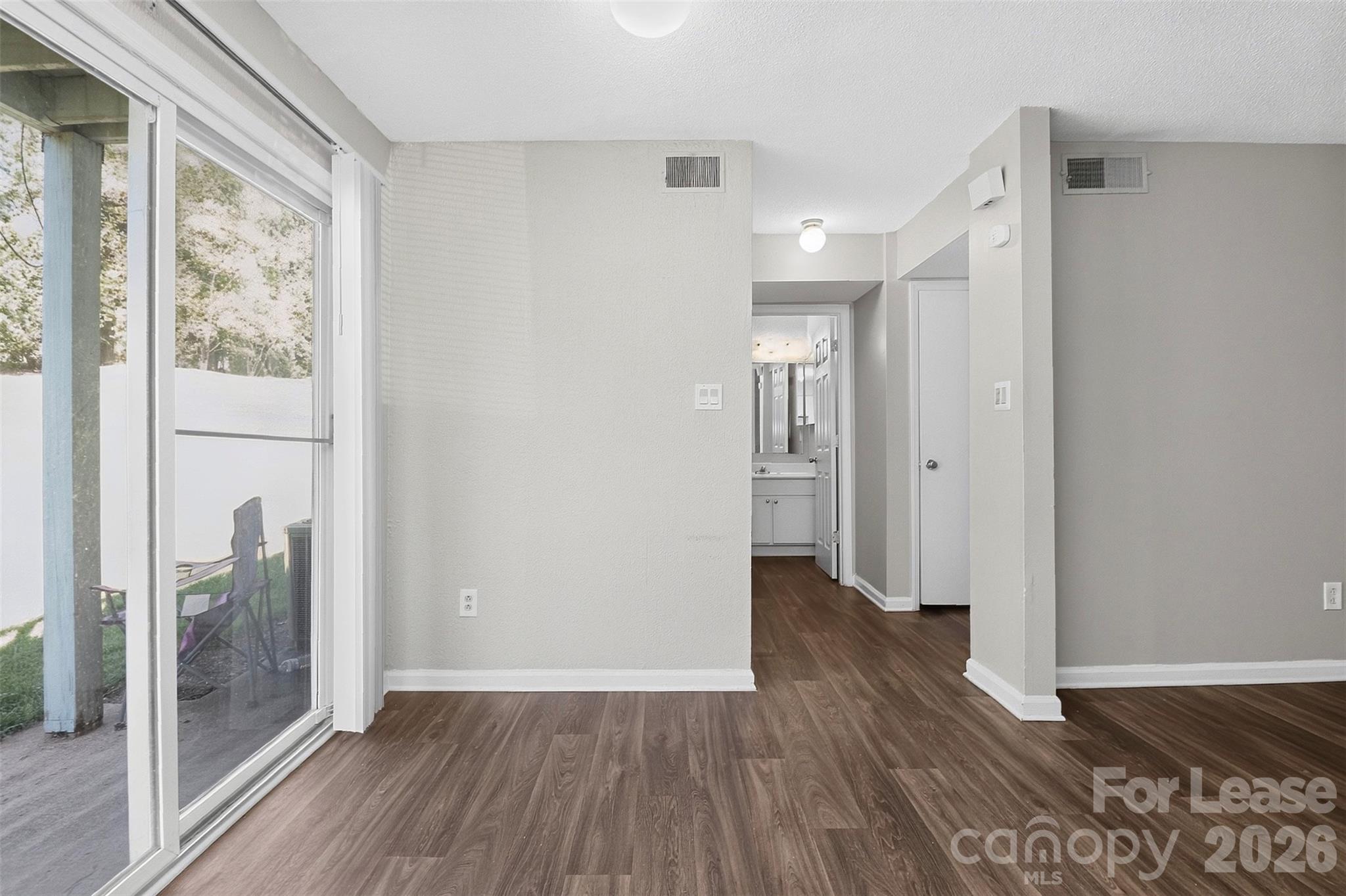 Condominium at 2026 Harvest Lane, Charlotte, photo 18 of 31