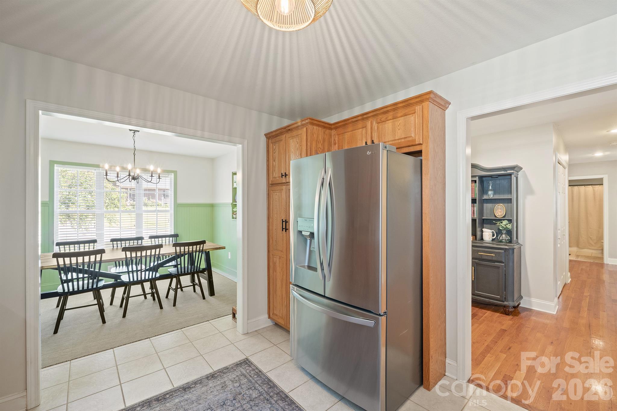 Single Family Residence at 9530 Driftwood Court, Hickory, photo 10 of 47