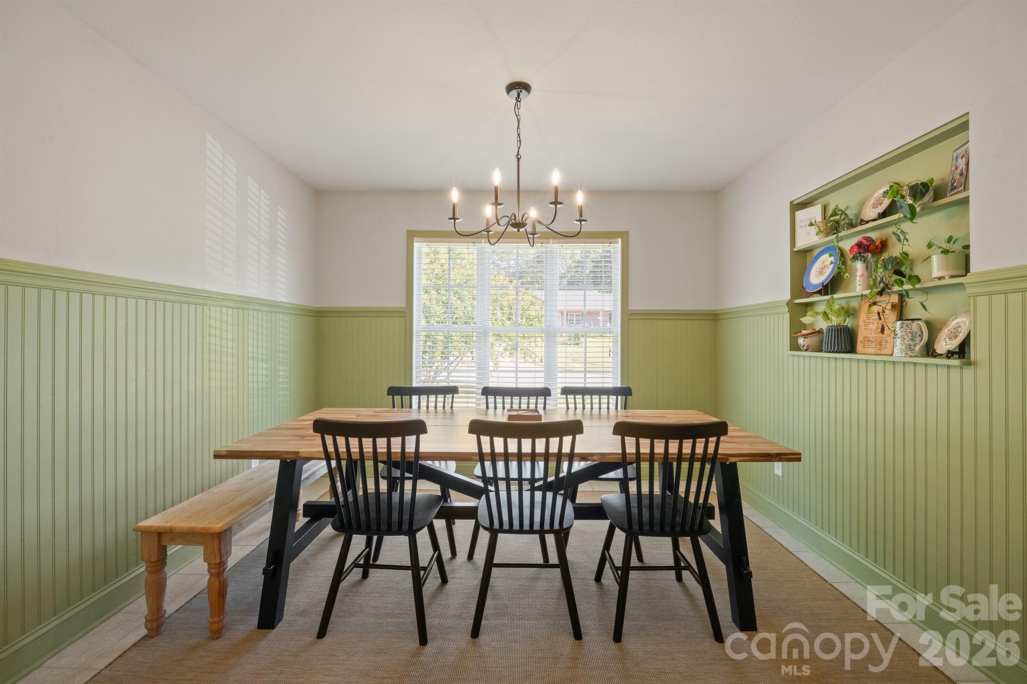 Single Family Residence at 9530 Driftwood Court, Hickory, photo 13 of 47