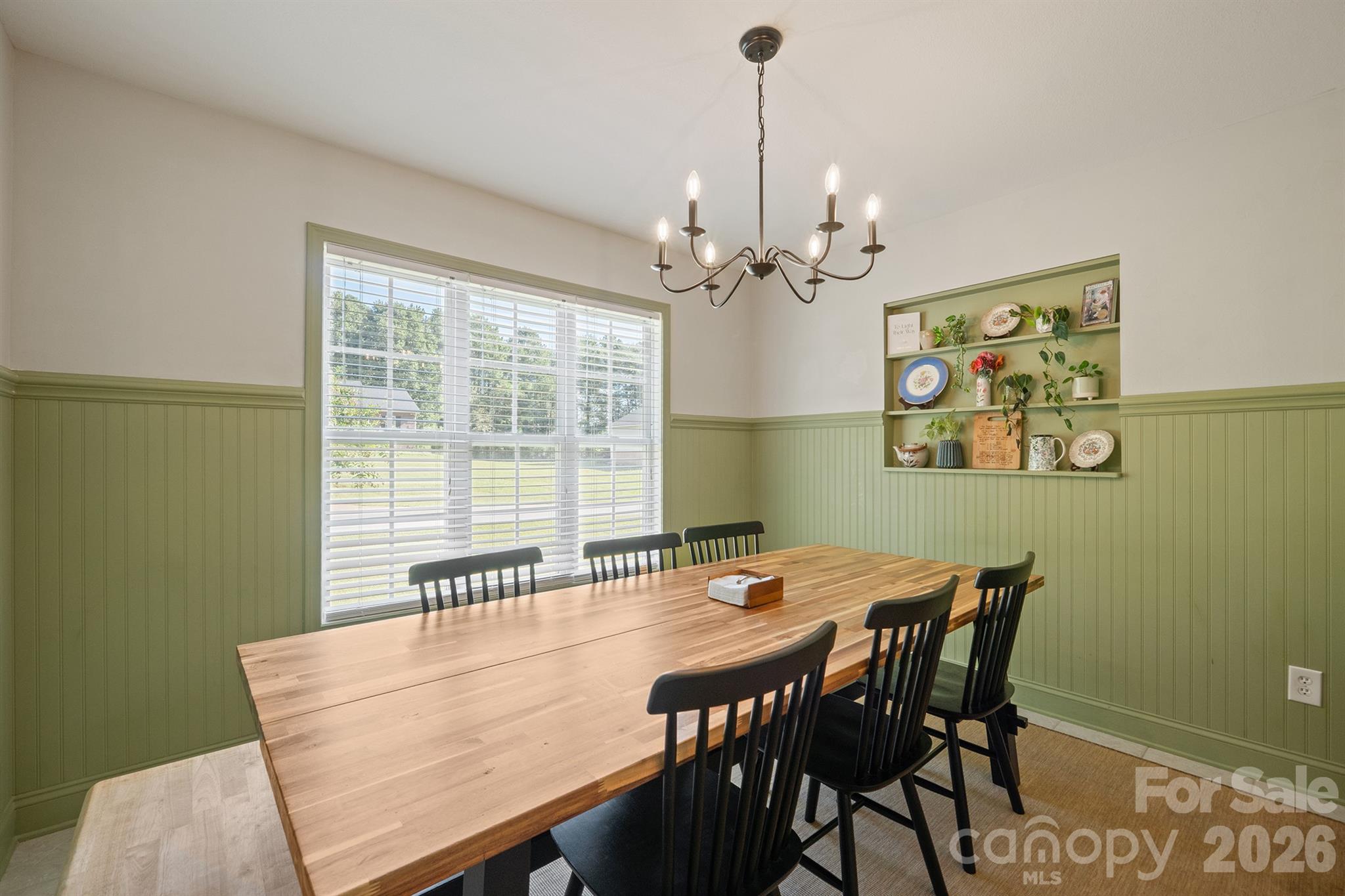 Single Family Residence at 9530 Driftwood Court, Hickory, photo 15 of 47