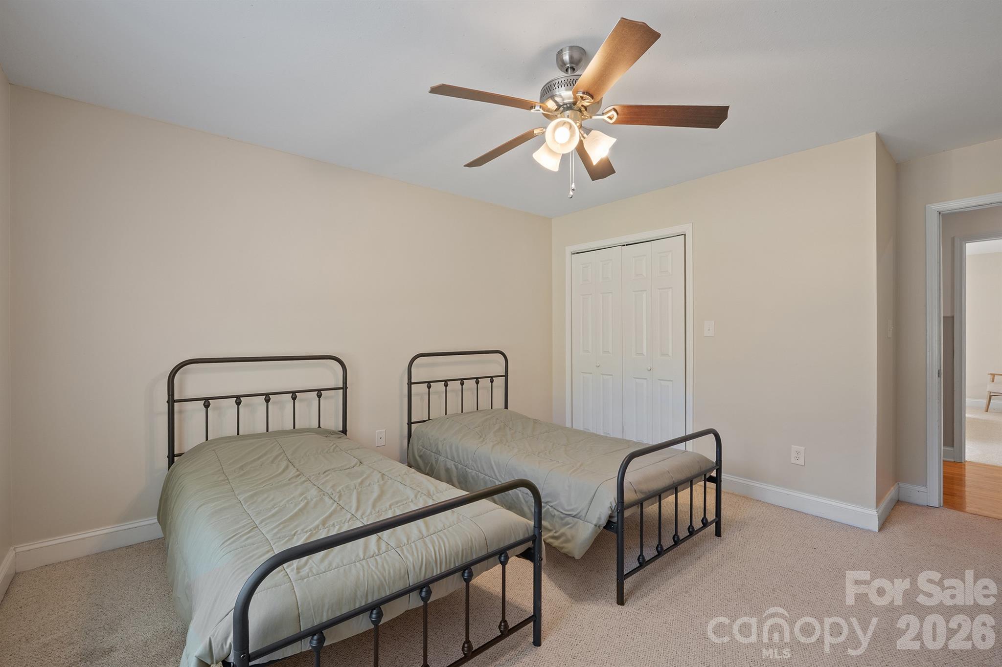 Single Family Residence at 9530 Driftwood Court, Hickory, photo 25 of 47