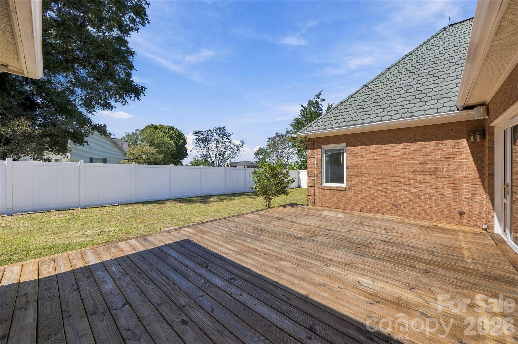 Single Family Residence at 100 Country Creek Drive, Kings Mountain, photo 37 of 48