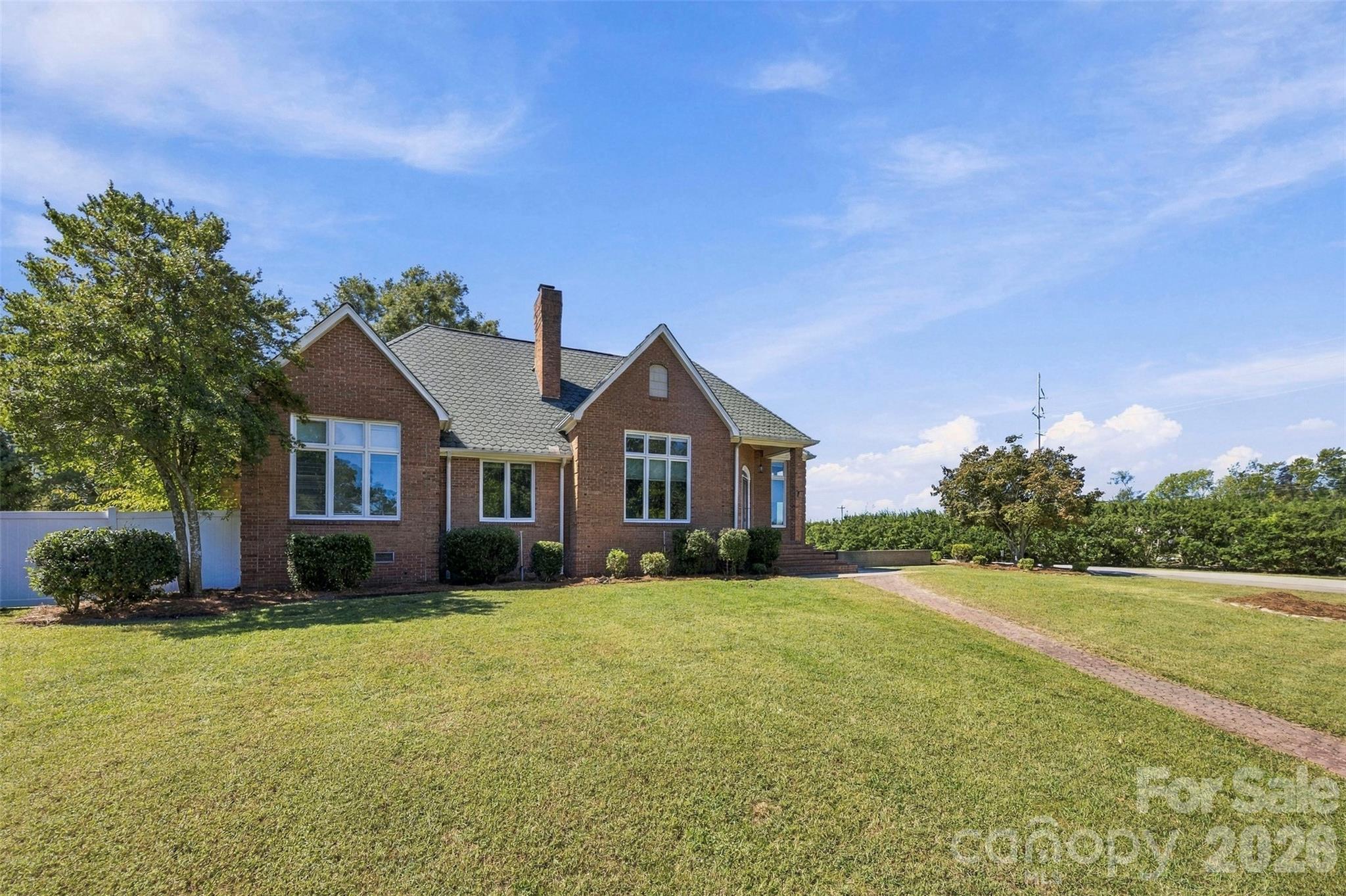 Single Family Residence at 100 Country Creek Drive, Kings Mountain, photo 47 of 48