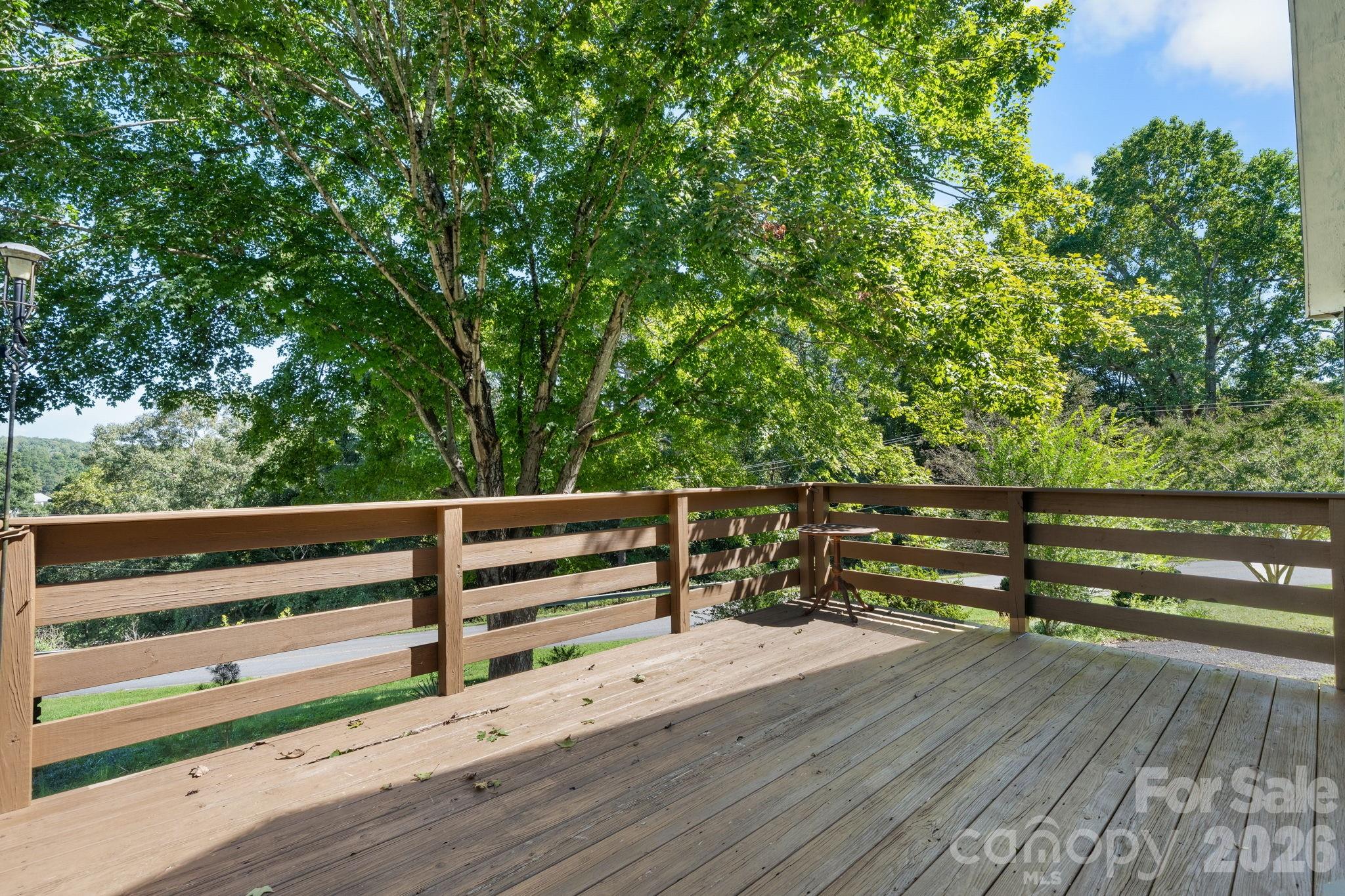 Single Family Residence at 102 Lake Drive, Hickory, photo 17 of 28