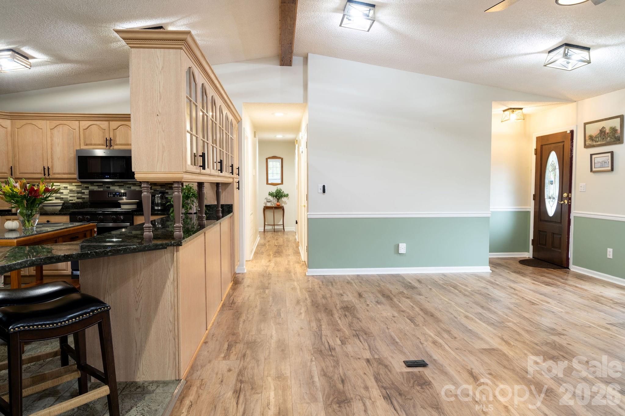 Single Family Residence at 71 Reserve Drive, Burnsville, photo 26 of 47