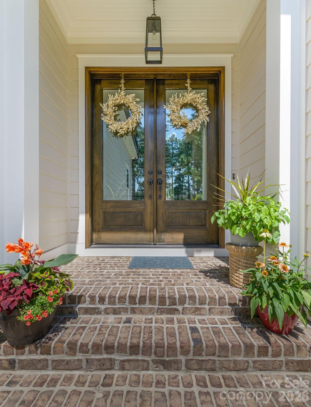 Double Front Door - 16 Bally Bunion Lane, Pinehurst