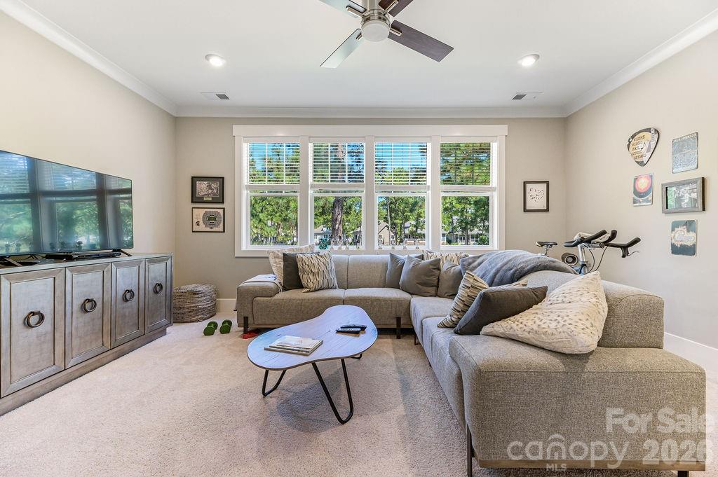 Den - 16 Bally Bunion Lane, Pinehurst