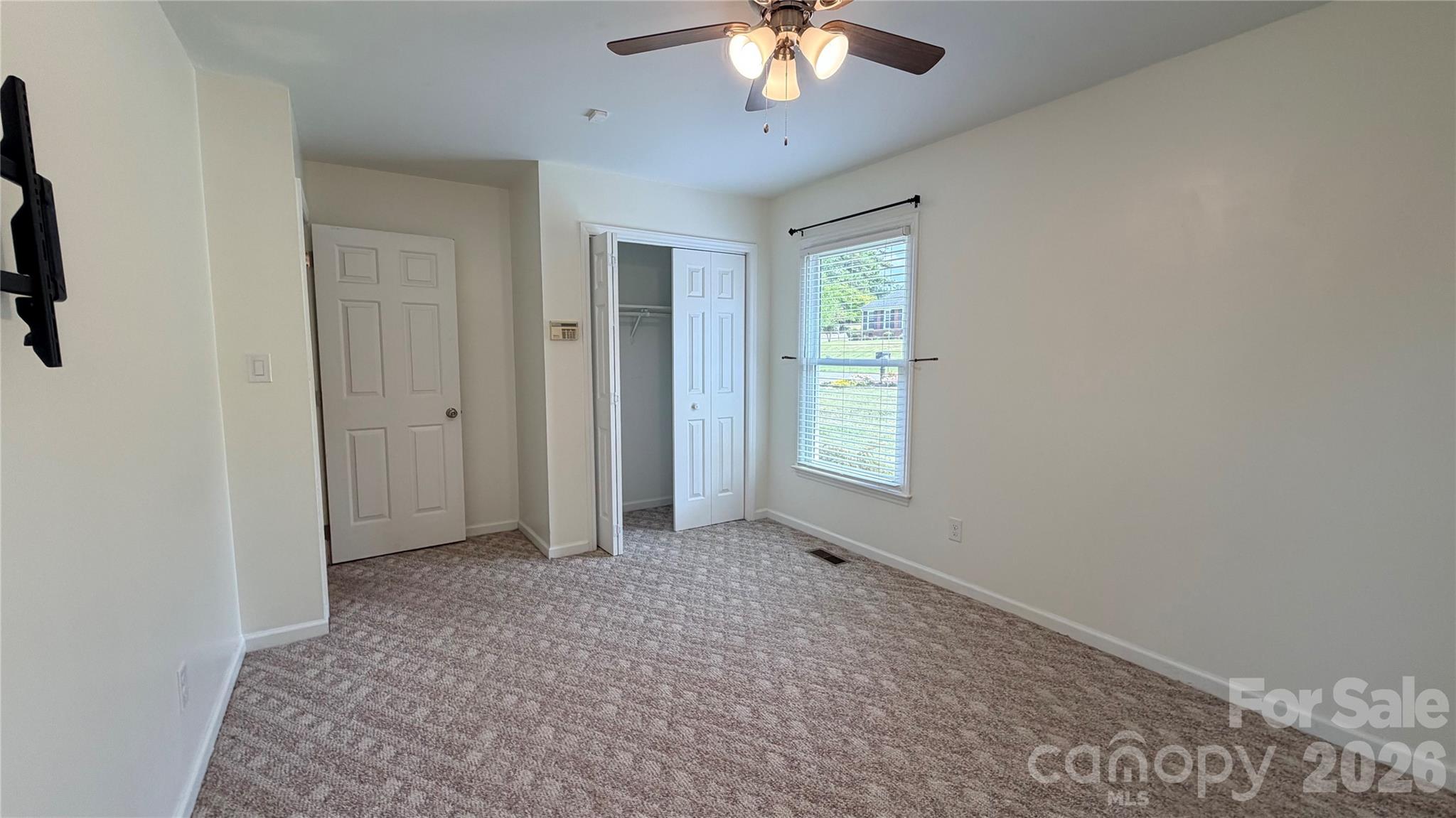 Single Family Residence at 2500 Jacobs Road, Gastonia, photo 11 of 16