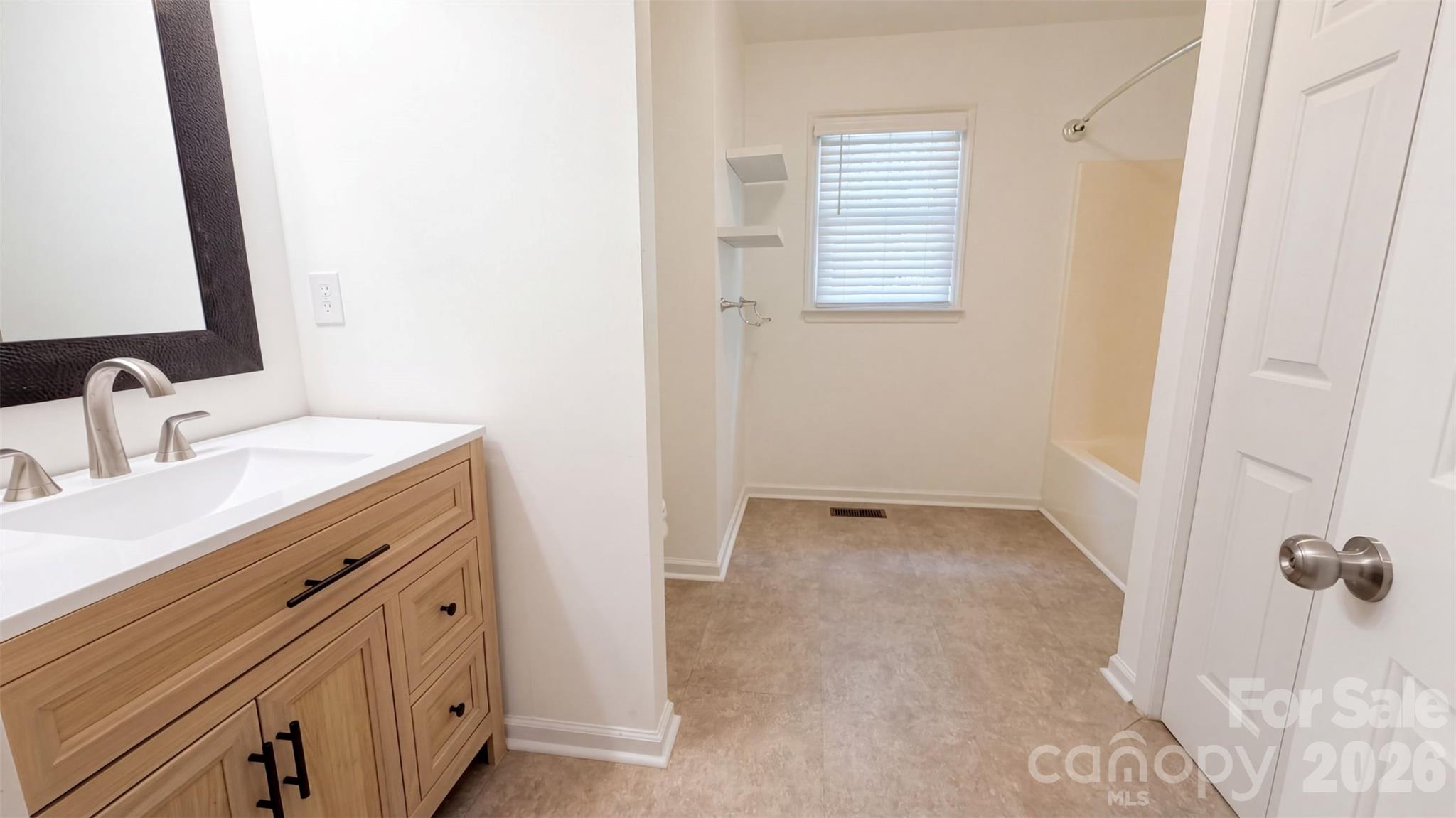 Single Family Residence at 2500 Jacobs Road, Gastonia, photo 13 of 16