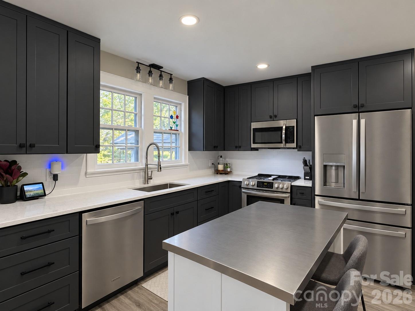 Island to Convey - 541 Perry Road, Troutman