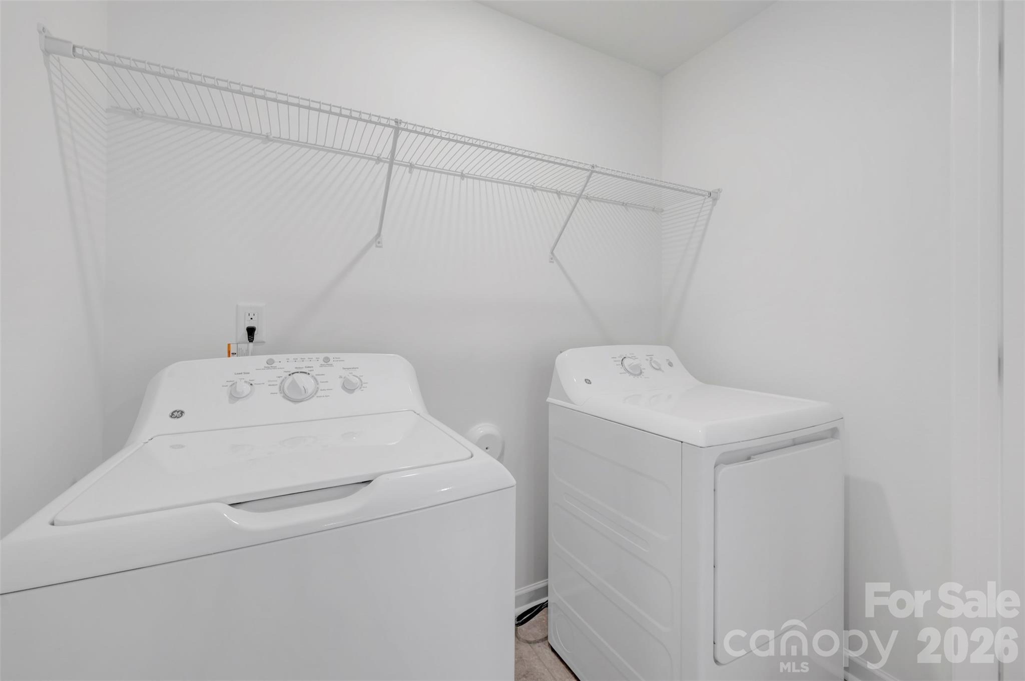 Laundry room - 1493 Kate Cecil Way, York