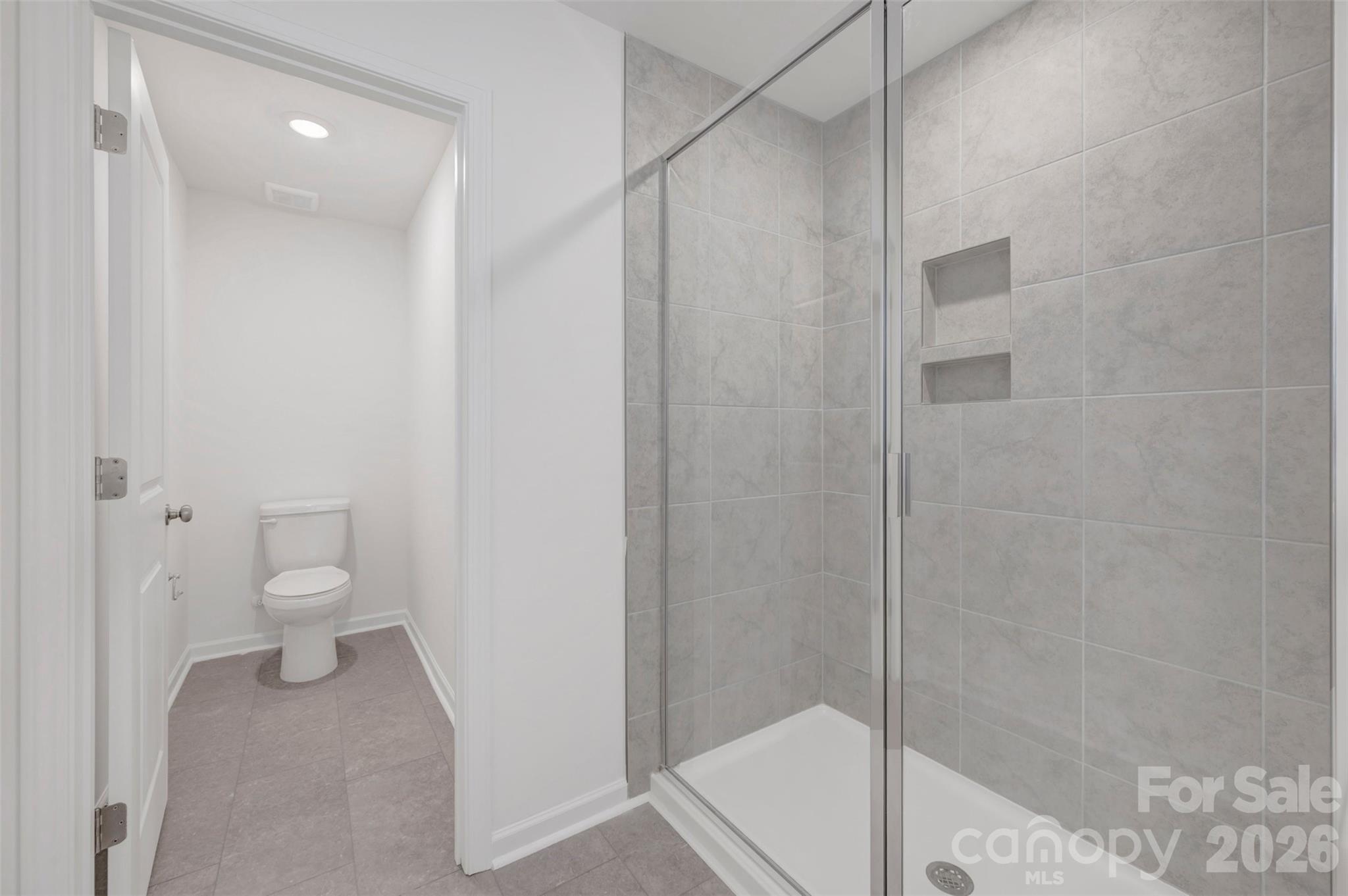 Owner's suite - 1493 Kate Cecil Way, York