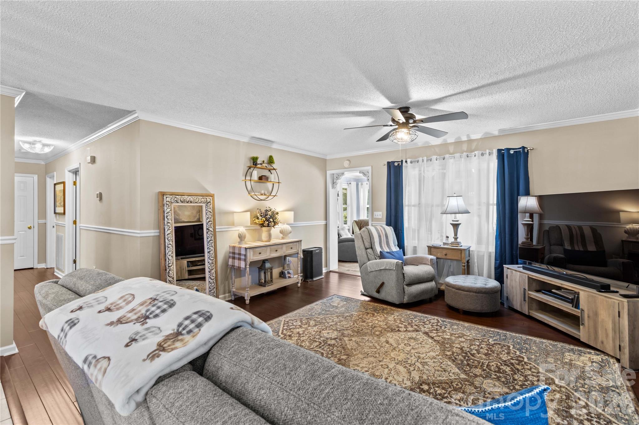 Single Family Residence at 186 Antler Drive, Statesville, photo 5 of 37