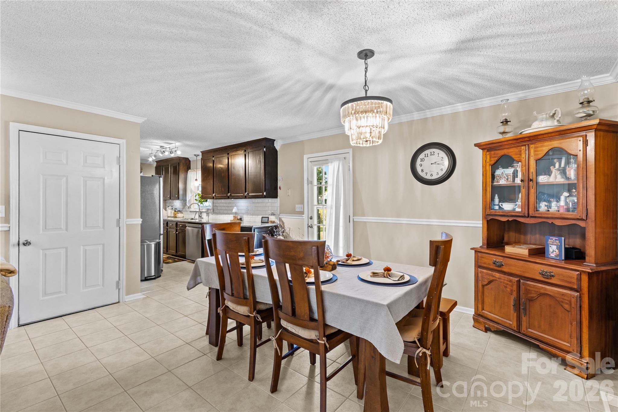 Single Family Residence at 186 Antler Drive, Statesville, photo 8 of 37