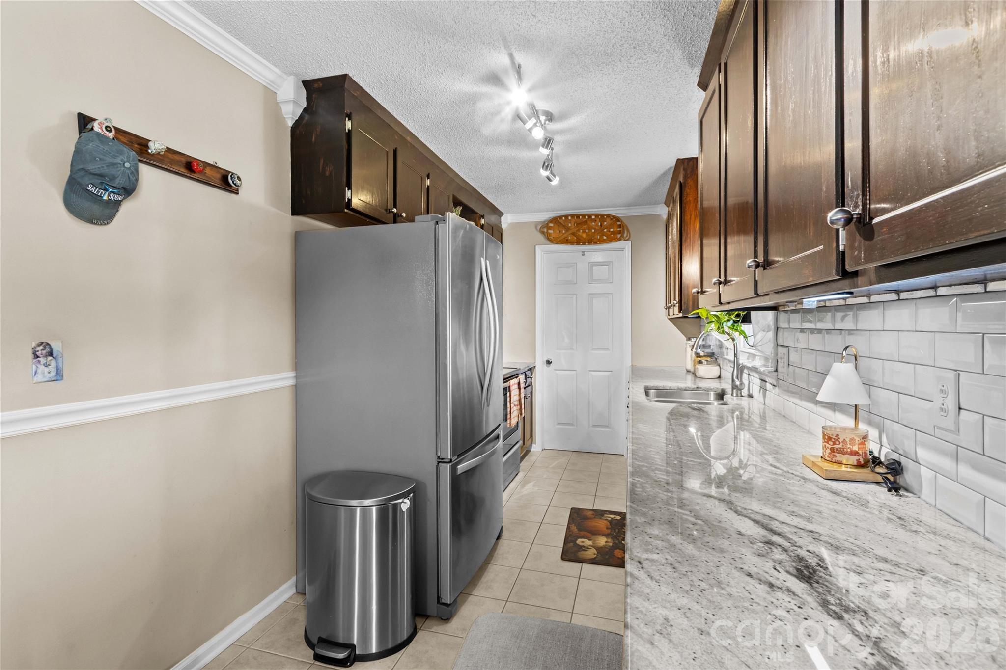 Single Family Residence at 186 Antler Drive, Statesville, photo 13 of 37
