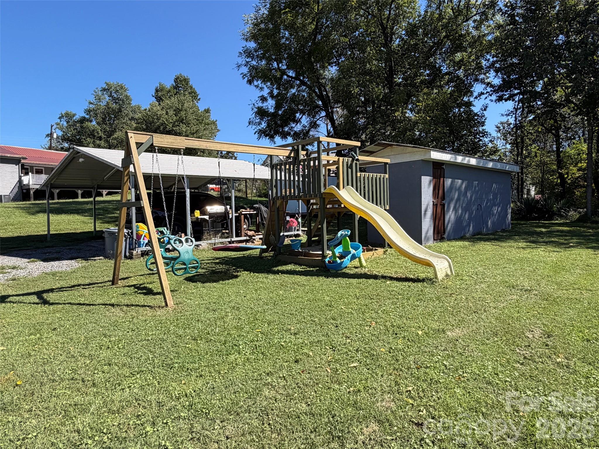 Single Family Residence at 41 Whitner Drive, Marion, photo 29 of 43