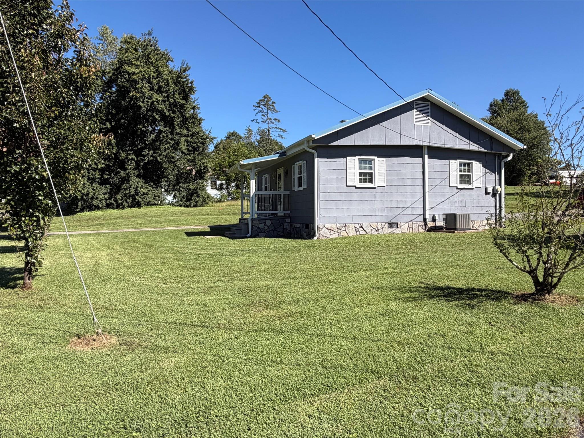 Single Family Residence at 41 Whitner Drive, Marion, photo 38 of 43