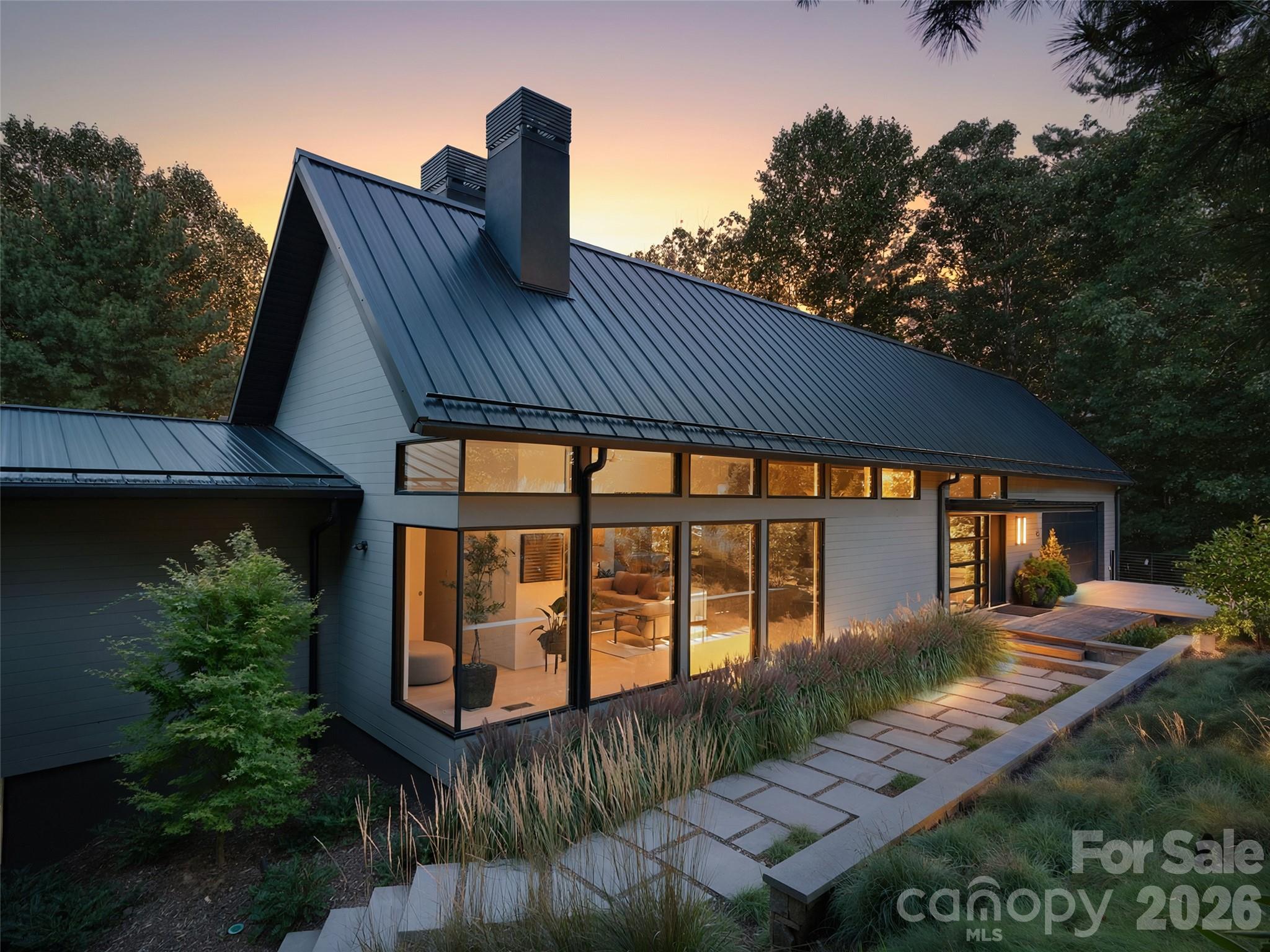 Single Family Residence at 6 Waterside Drive, Asheville