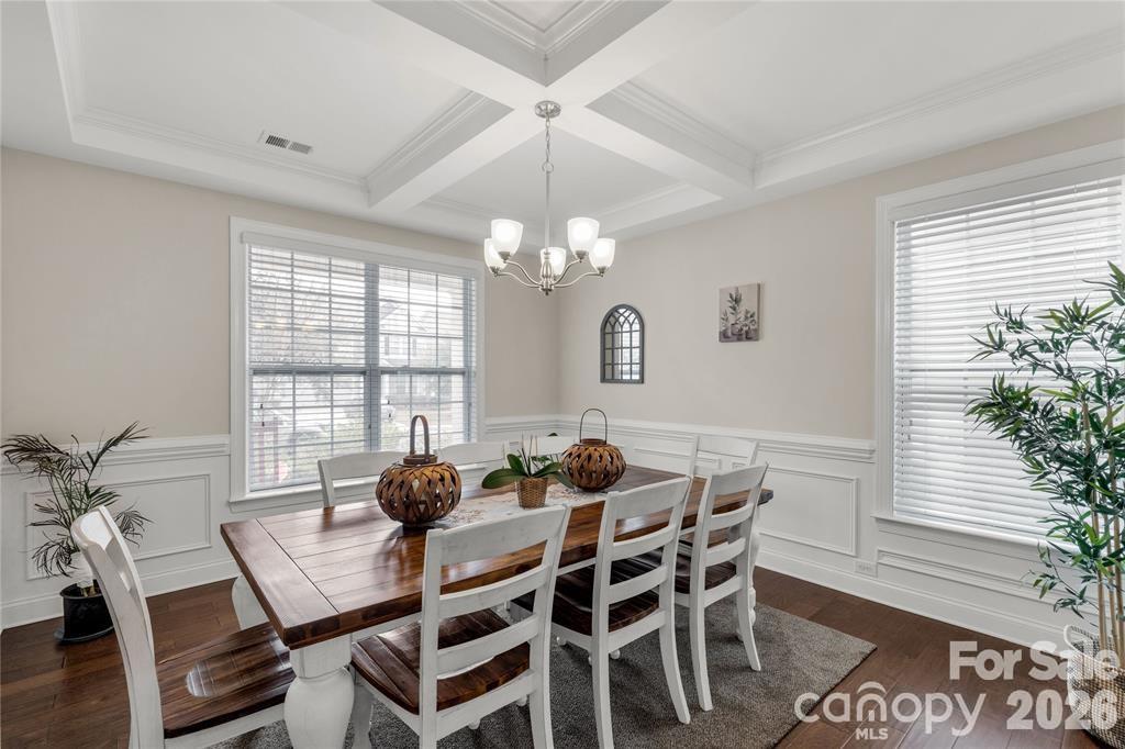 Single Family Residence at 1372 Rainier Drive, Fort Mill, photo 7 of 47