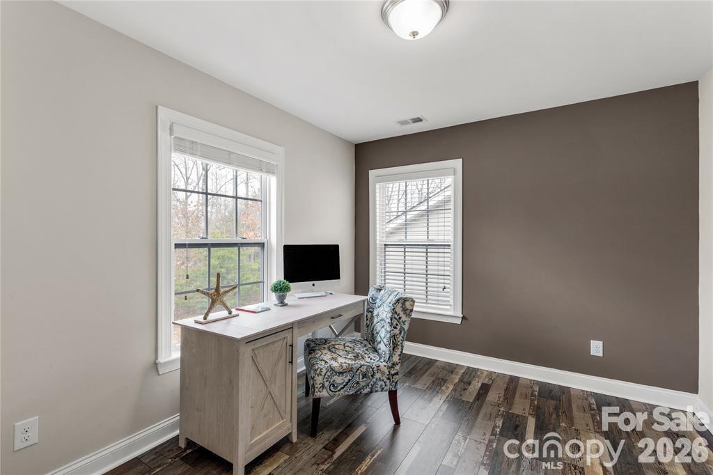 Single Family Residence at 1372 Rainier Drive, Fort Mill, photo 25 of 47