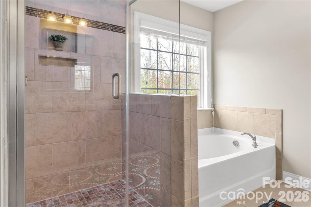 Single Family Residence at 1372 Rainier Drive, Fort Mill, photo 27 of 47