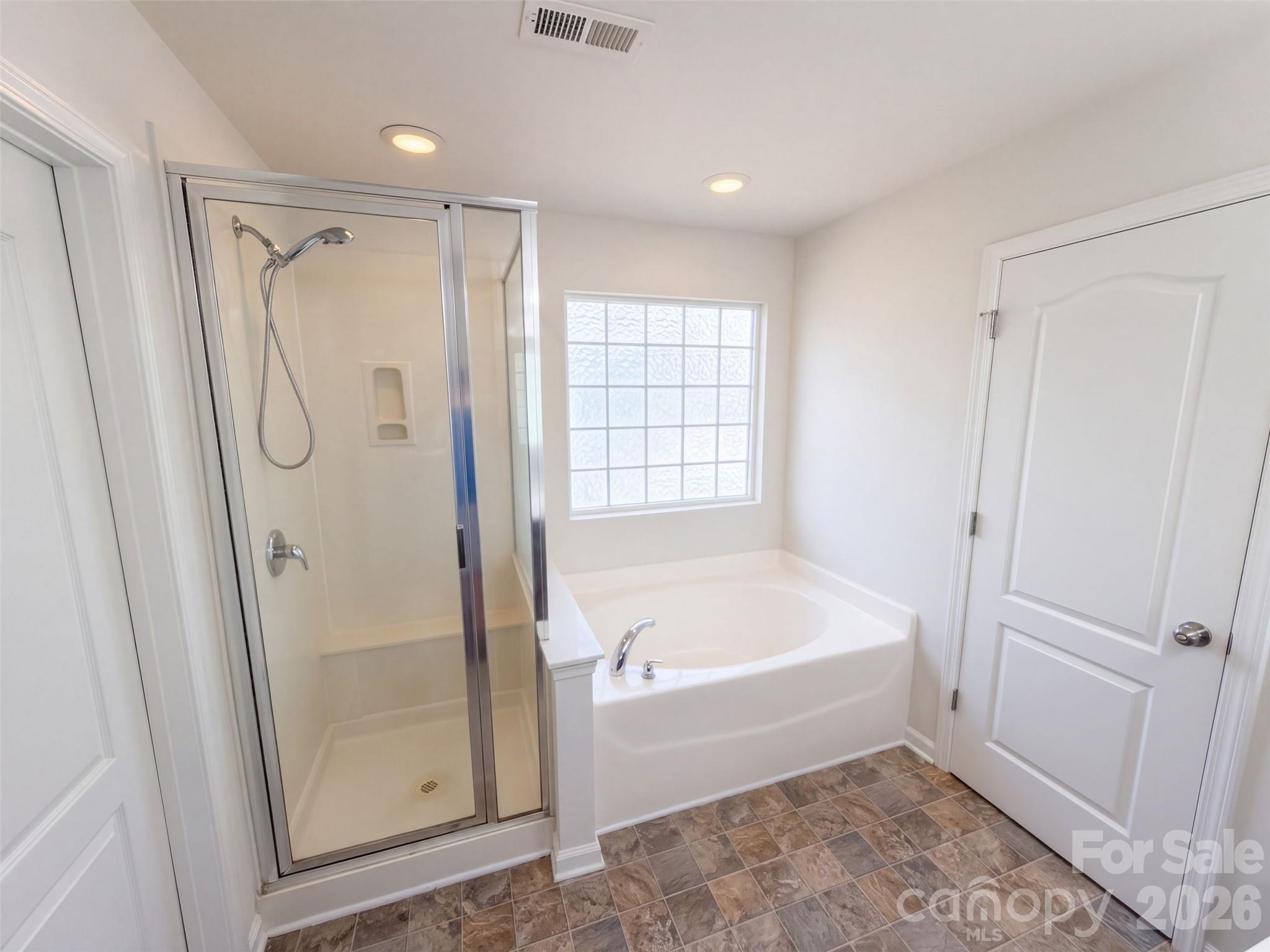 Single Family Residence at 5043 Haven Lodge Road, Matthews, photo 10 of 29