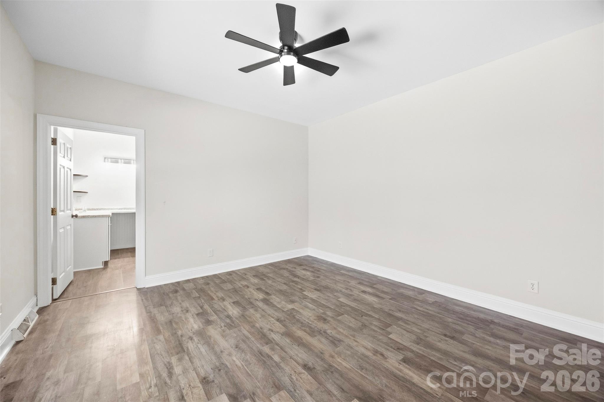 Single Family Residence at 3787 Rolling View Lane, Maiden, photo 6 of 20