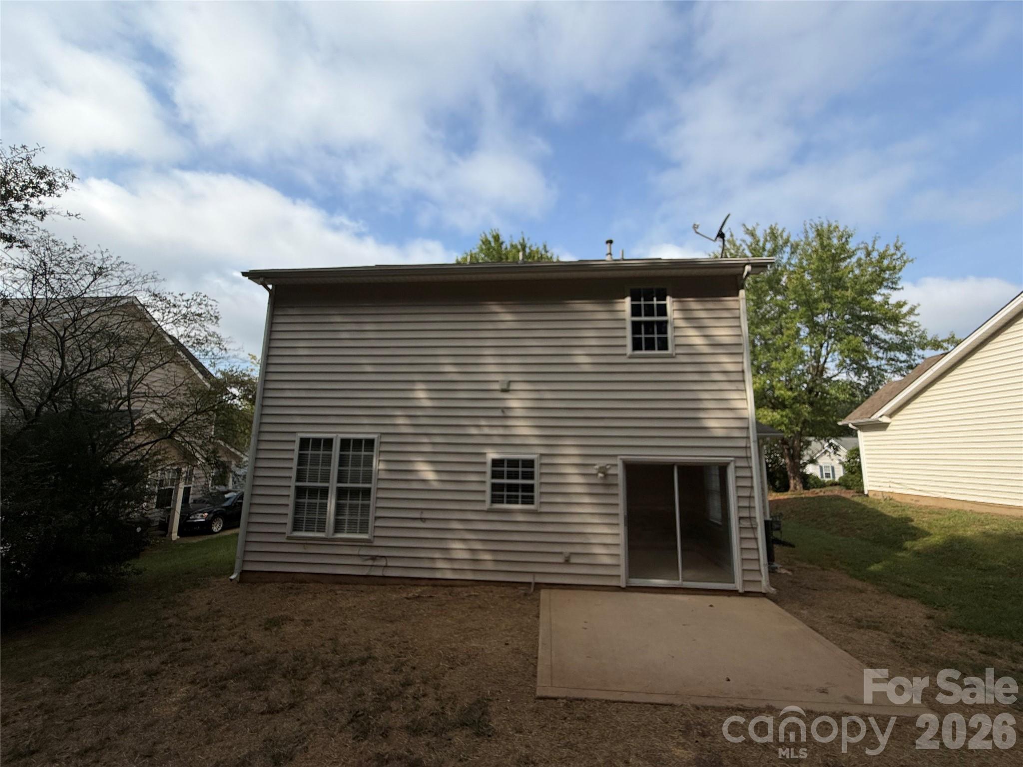 Single Family Residence at 1159 Tufton Place NW, Concord, photo 5 of 26