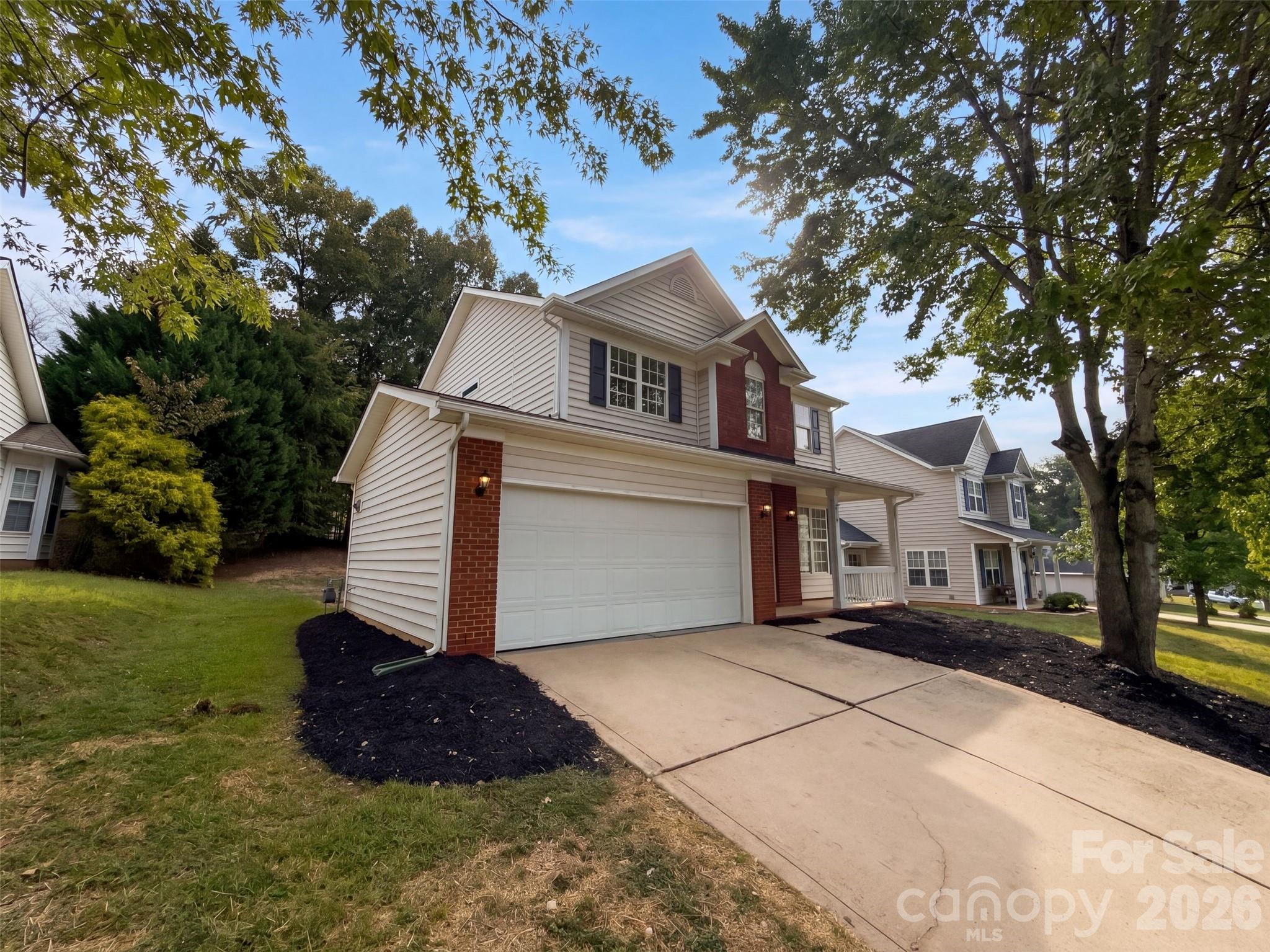 Single Family Residence at 1159 Tufton Place NW, Concord, photo 6 of 26