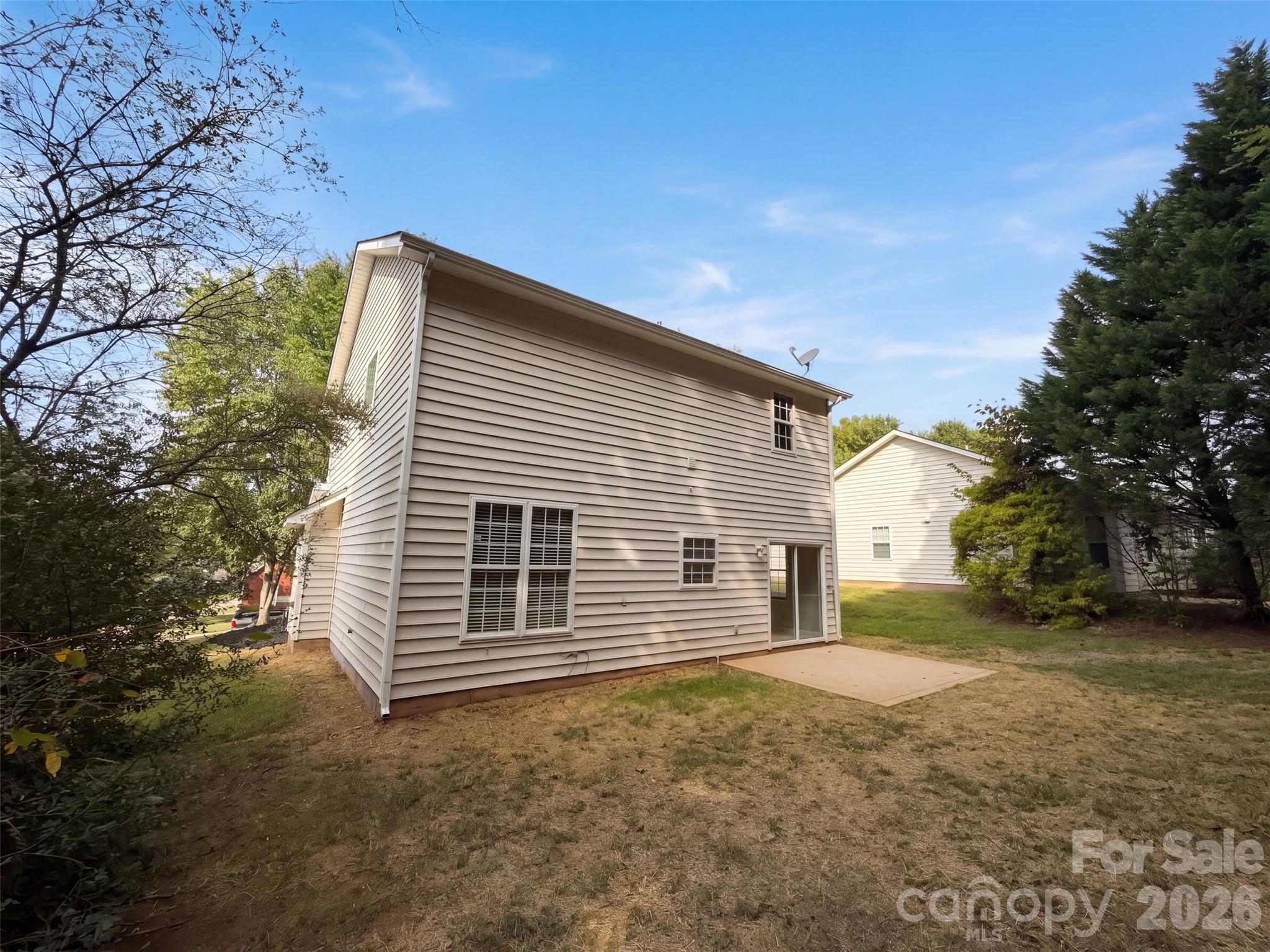 Single Family Residence at 1159 Tufton Place NW, Concord, photo 10 of 26