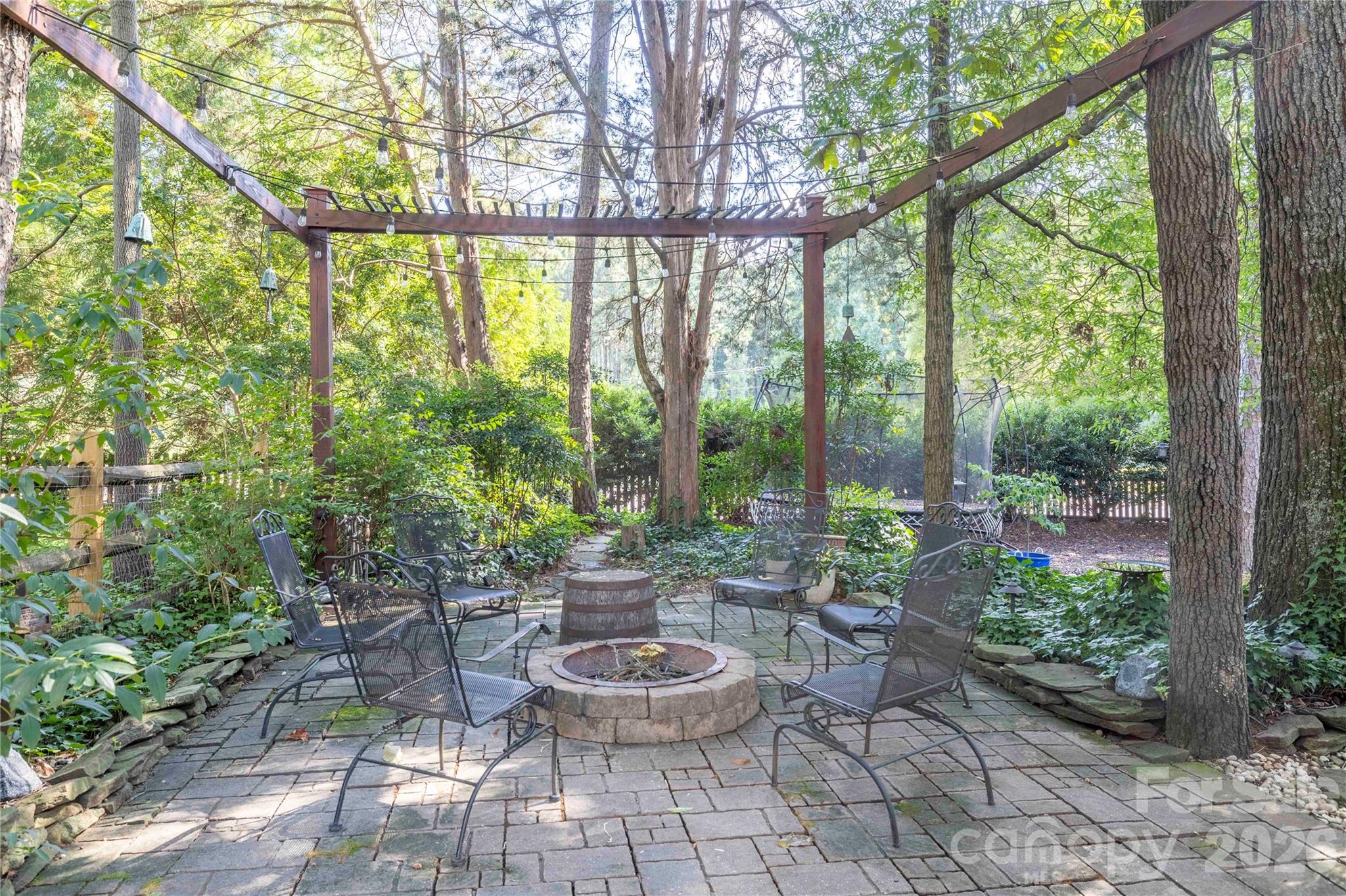 Single Family Residence at 19008 Hampton Woods Court, Cornelius, photo 31 of 34