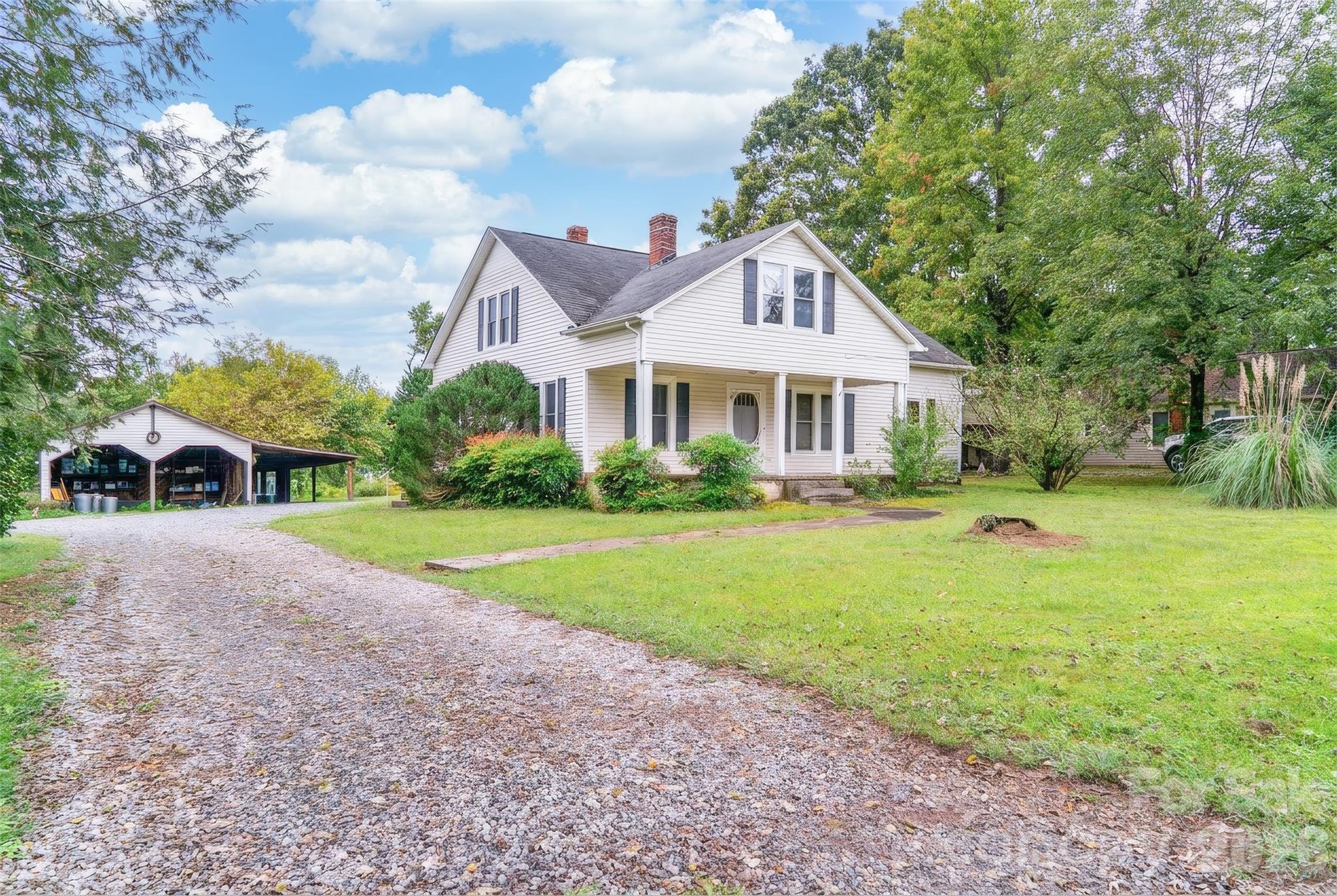 Single Family Residence at 1173 Piedmont Road, Morganton, photo 8 of 27