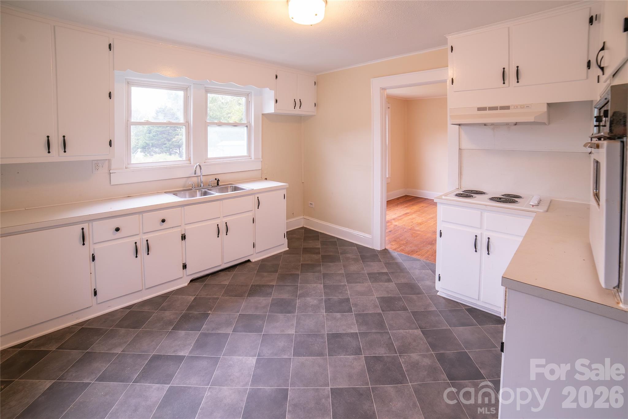Single Family Residence at 1173 Piedmont Road, Morganton, photo 13 of 27