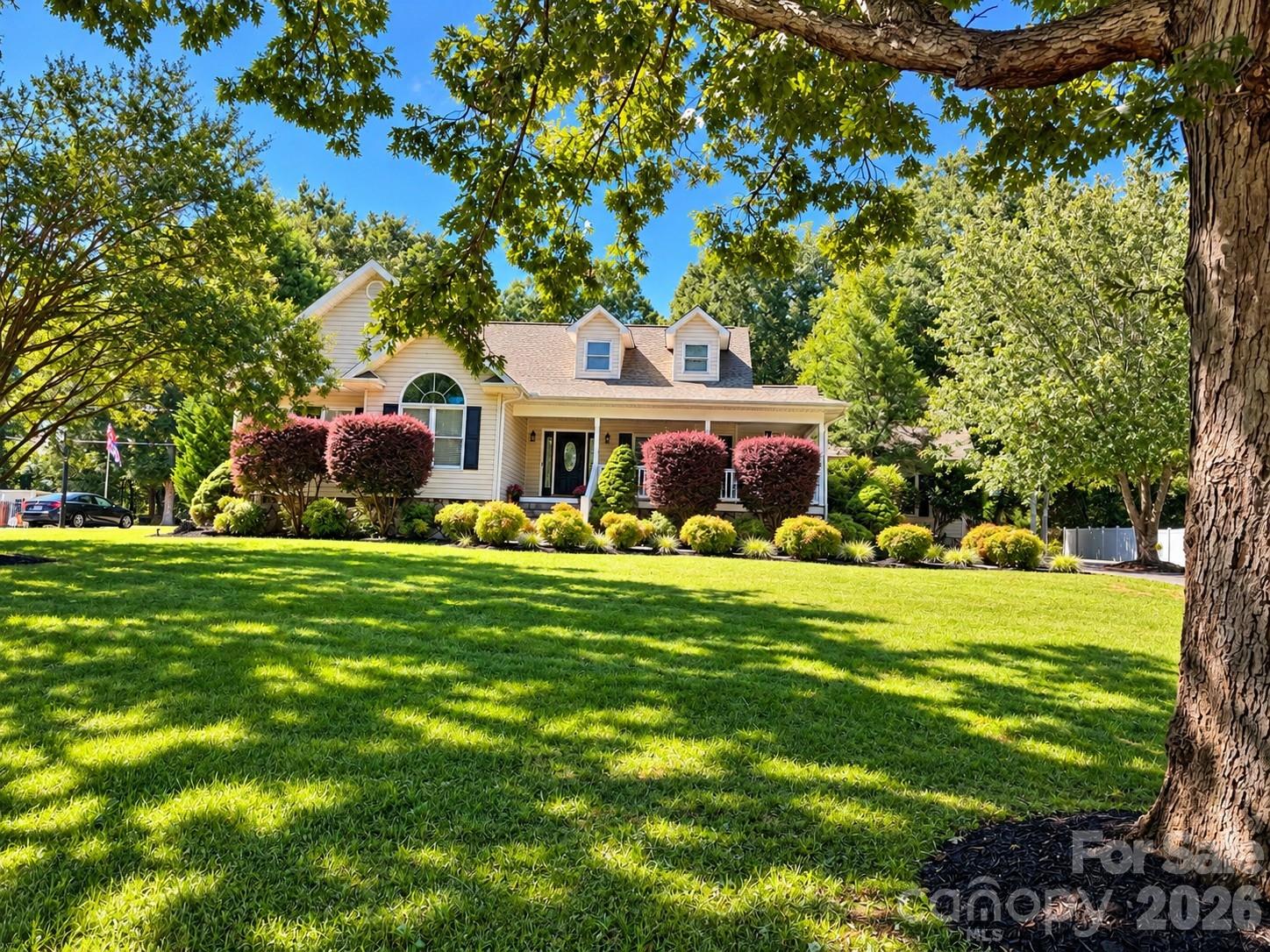 Single Family Residence at 107 Shawnee Trail, Maiden, photo 4 of 40