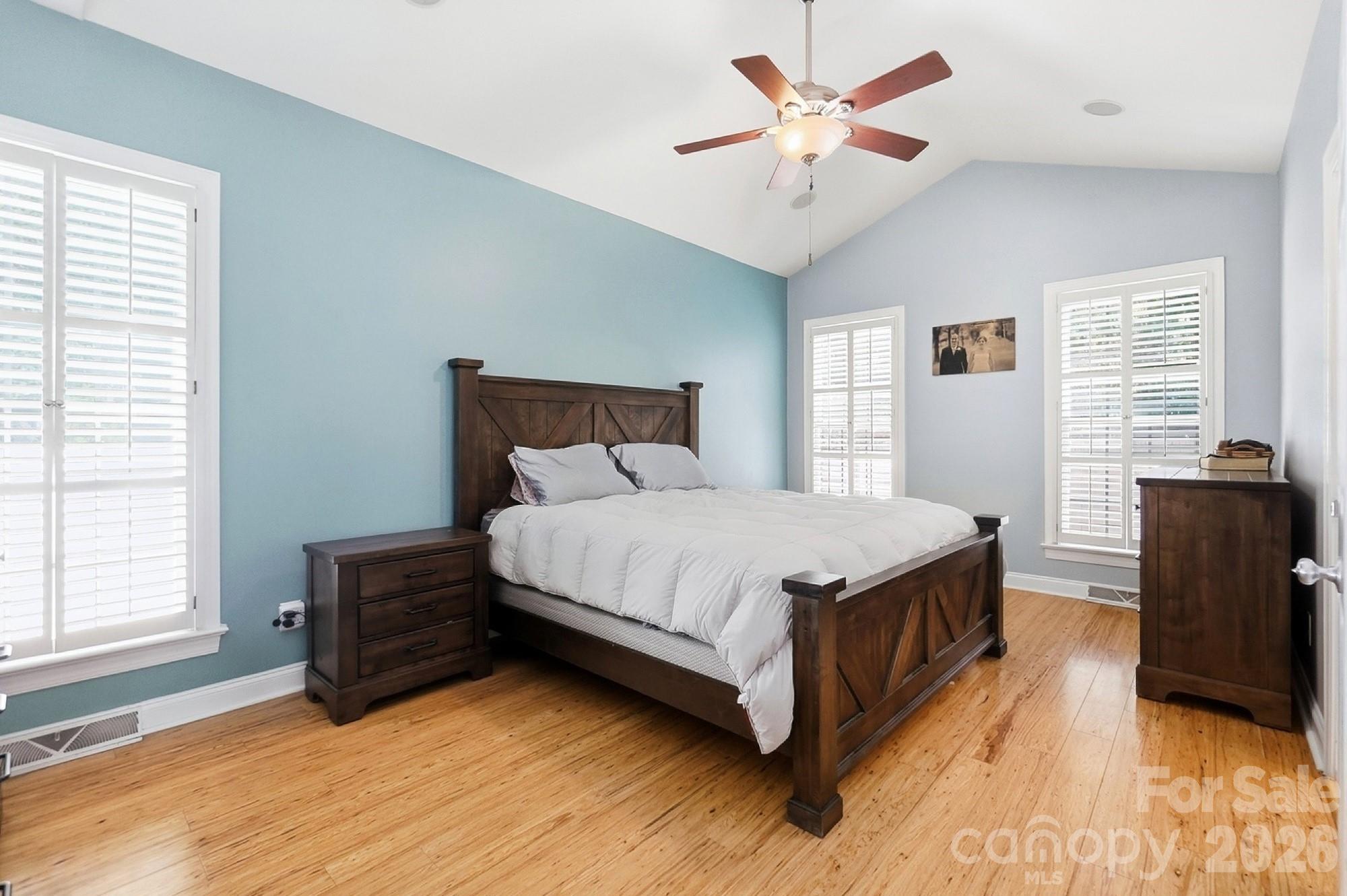 Single Family Residence at 7702 Spanish Oaks Drive, Waxhaw, photo 13 of 37
