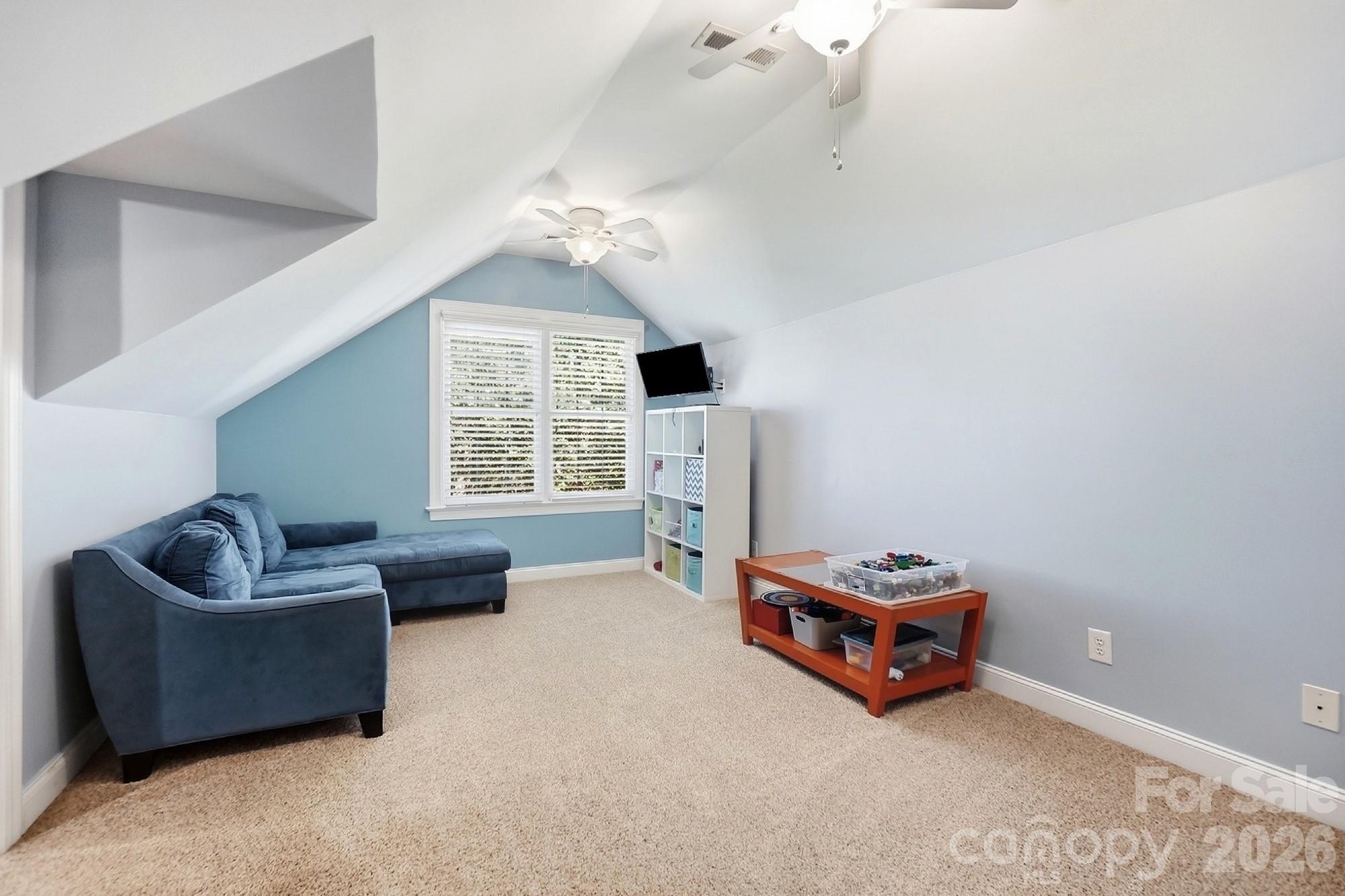 Single Family Residence at 7702 Spanish Oaks Drive, Waxhaw, photo 27 of 37