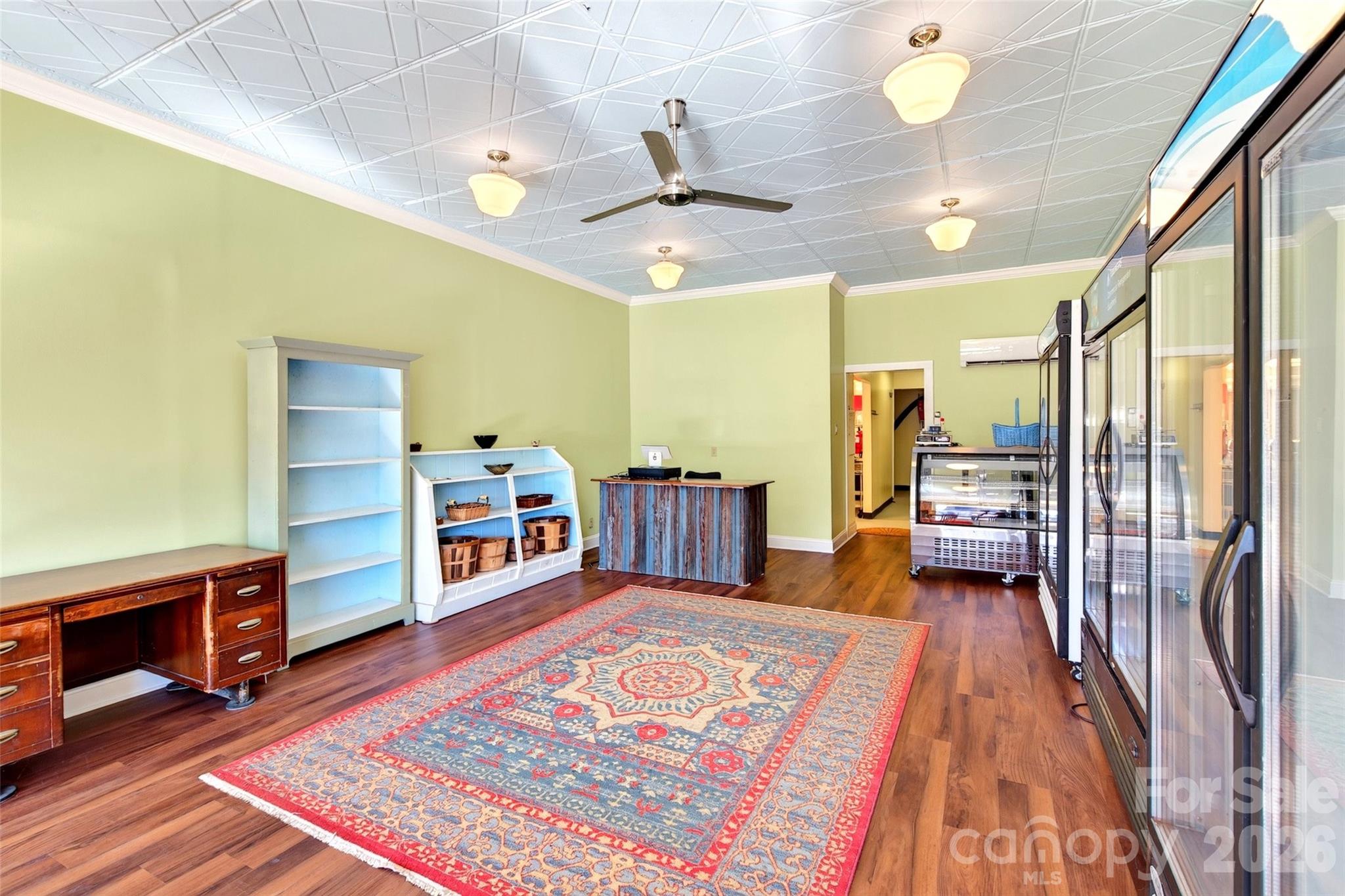 Retail at 35 N Mitchell Avenue N, Bakersville, photo 7 of 26