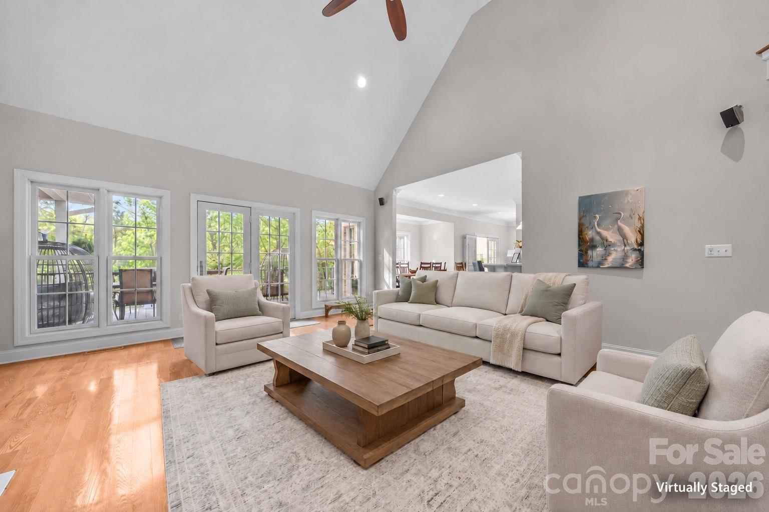 Virtually Staged - 135 Harbor Drive W, Lexington