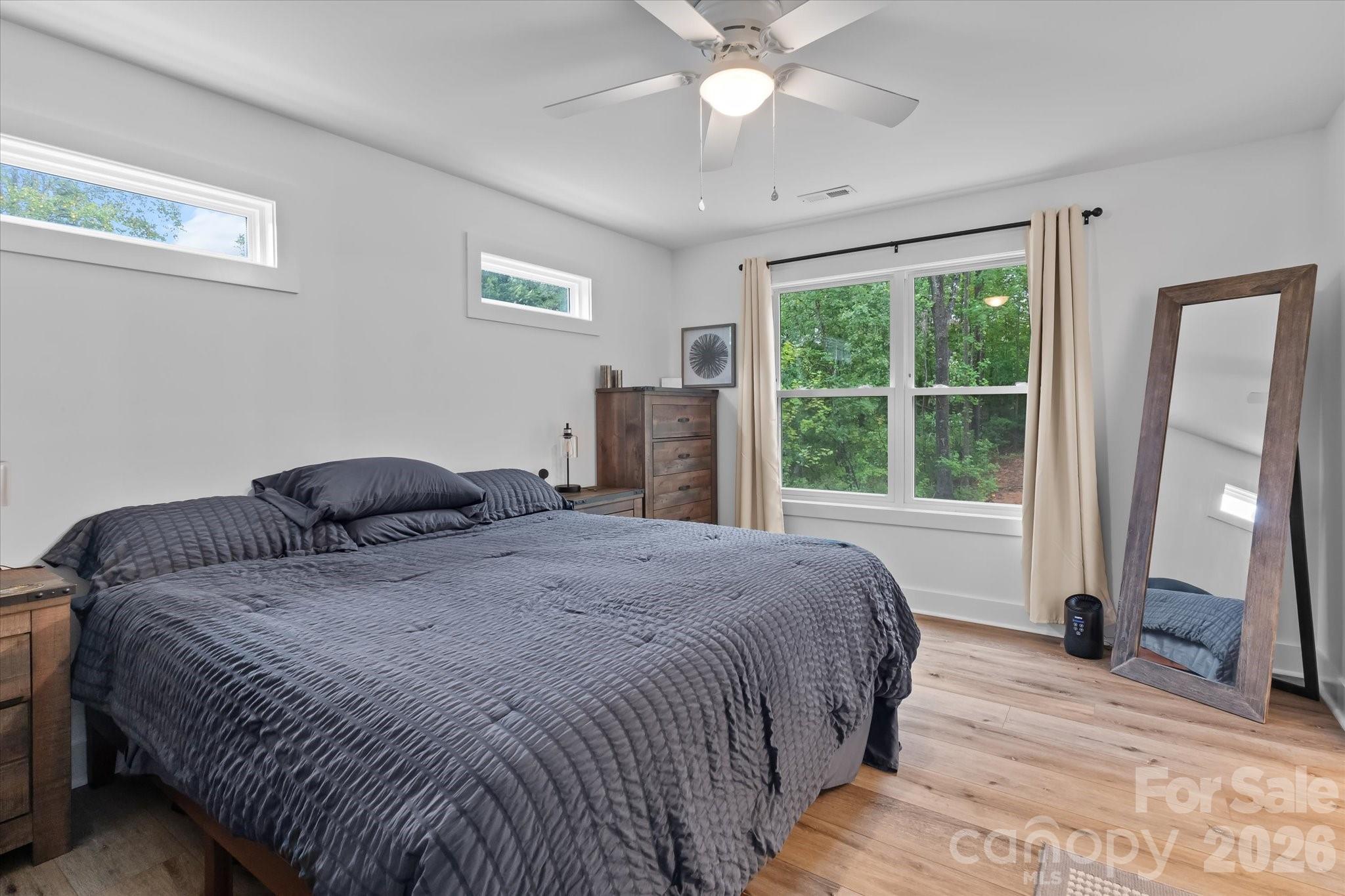 Single Family Residence at 110 S Yadkin River Road, Statesville, photo 16 of 32