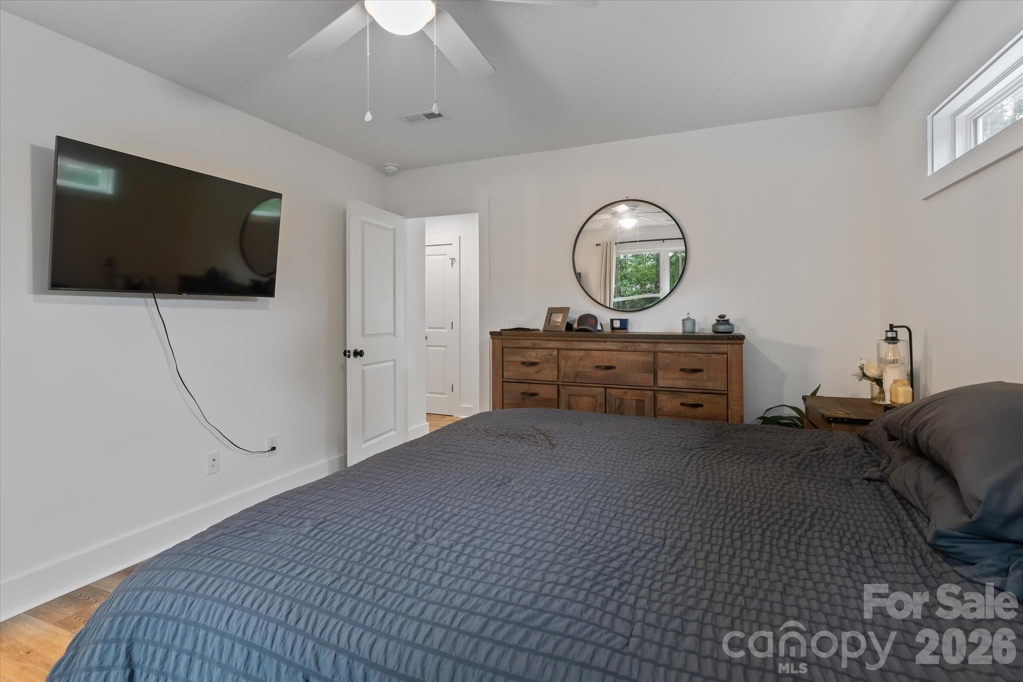 Single Family Residence at 110 S Yadkin River Road, Statesville, photo 18 of 32