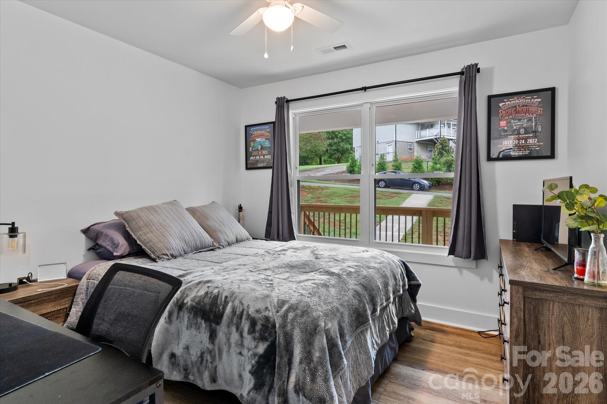 Single Family Residence at 110 S Yadkin River Road, Statesville, photo 22 of 32
