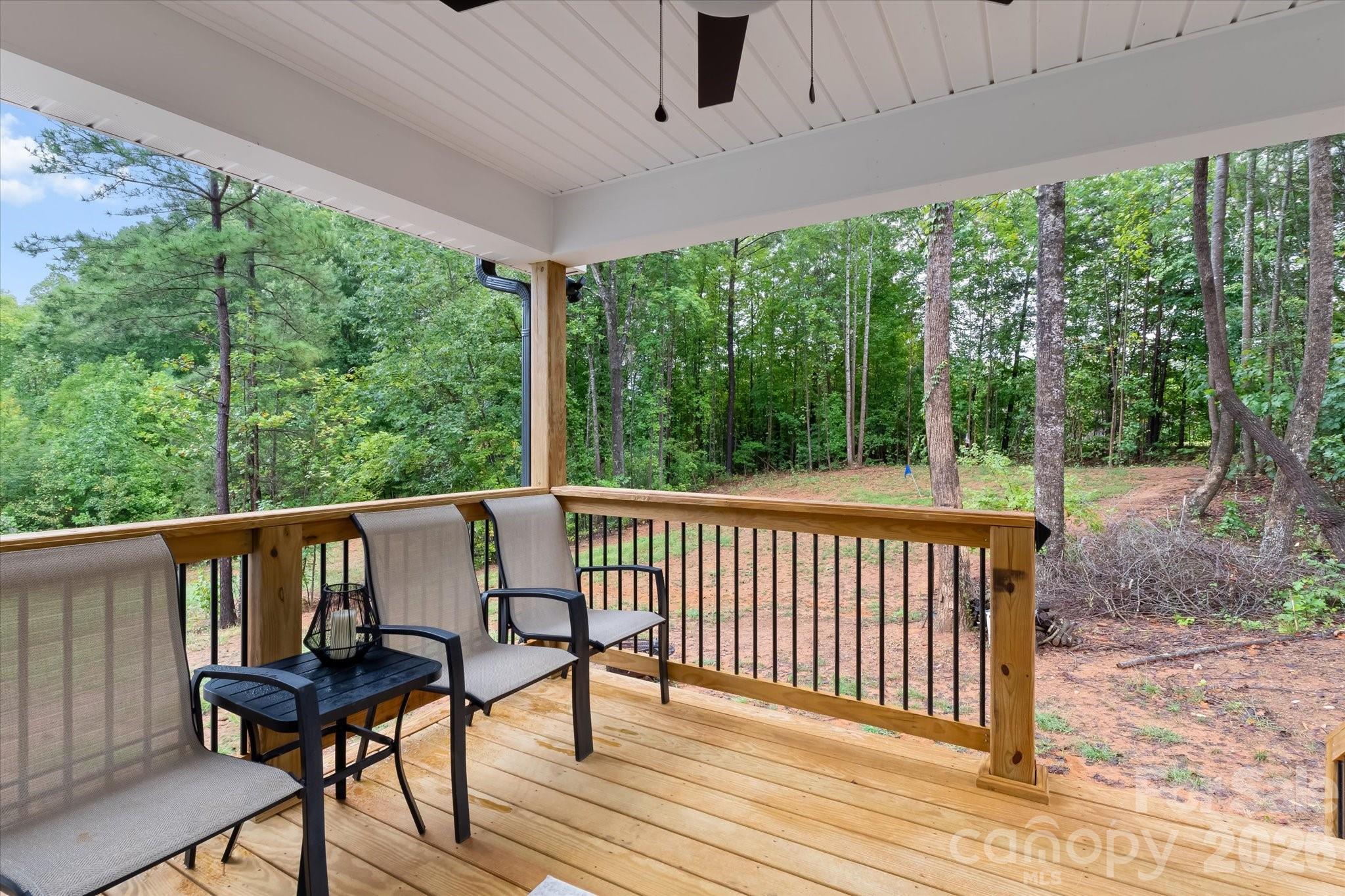 Single Family Residence at 110 S Yadkin River Road, Statesville, photo 27 of 32
