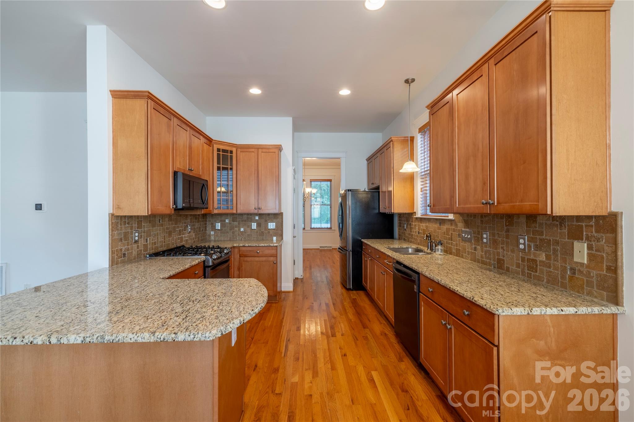 Single Family Residence at 116 Gresham Lane, Mooresville, photo 6 of 32