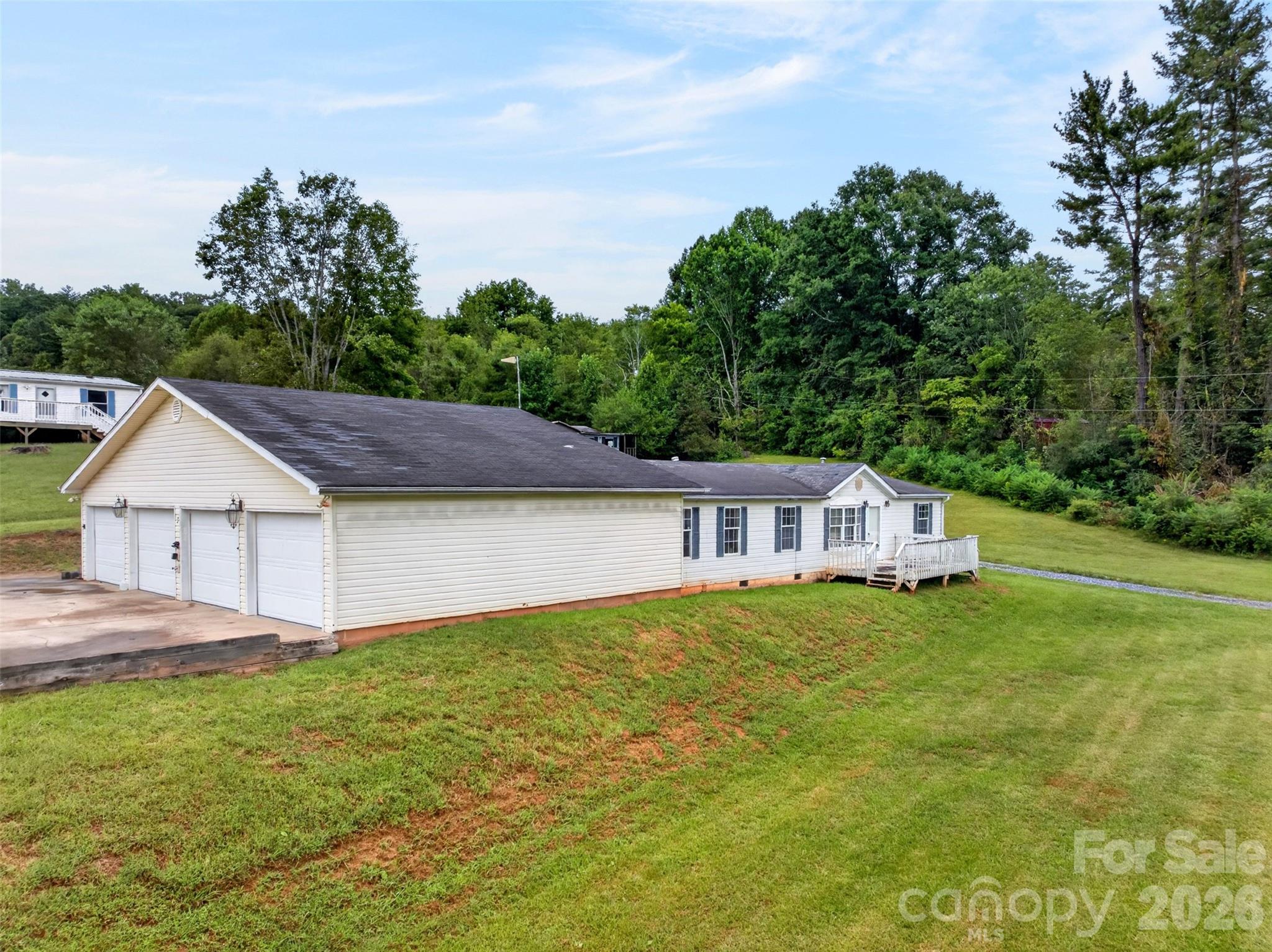 Single Family Residence at 3 S Creek Drive, Leicester, photo 2 of 21