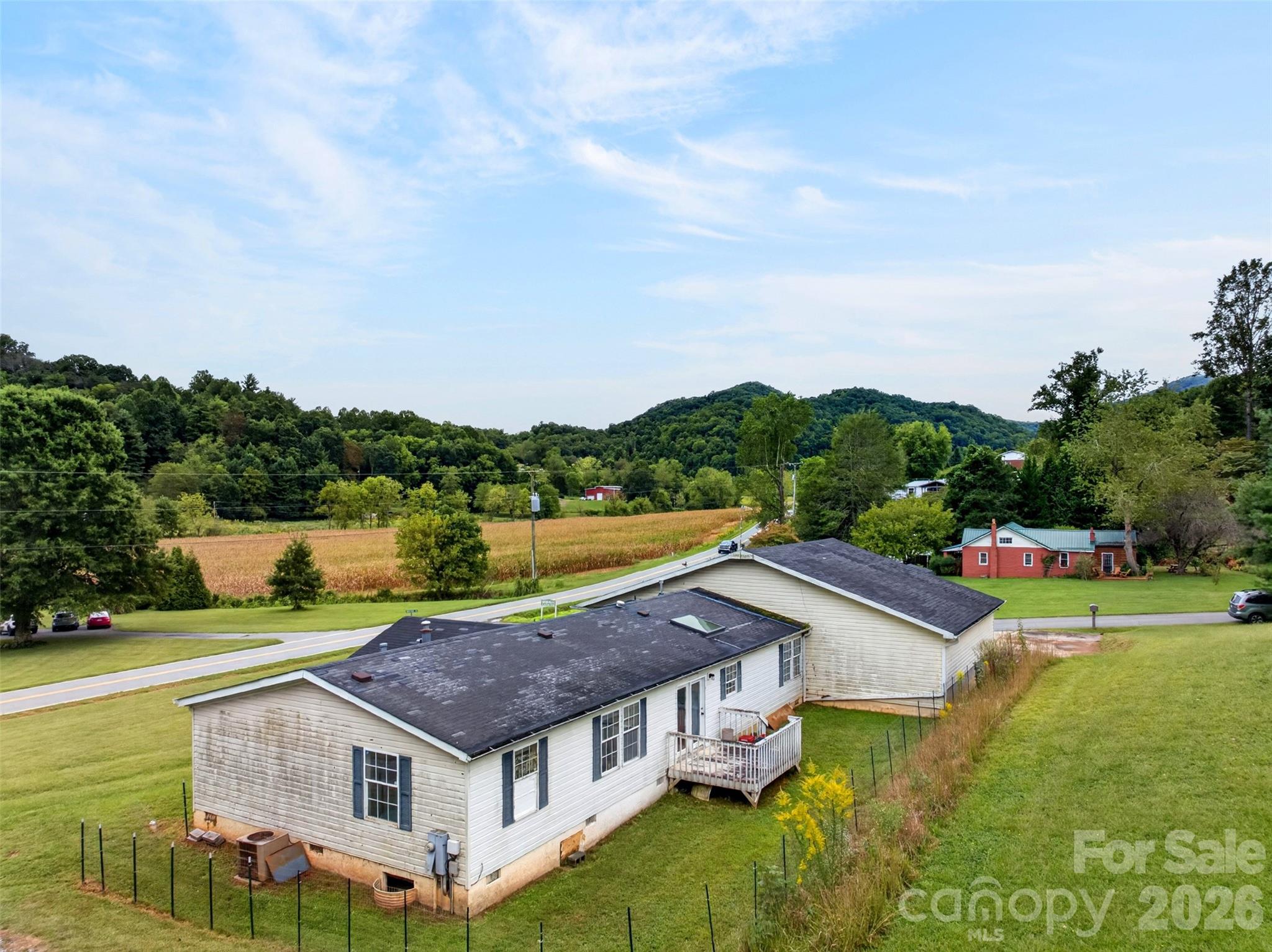 Single Family Residence at 3 S Creek Drive, Leicester, photo 10 of 21