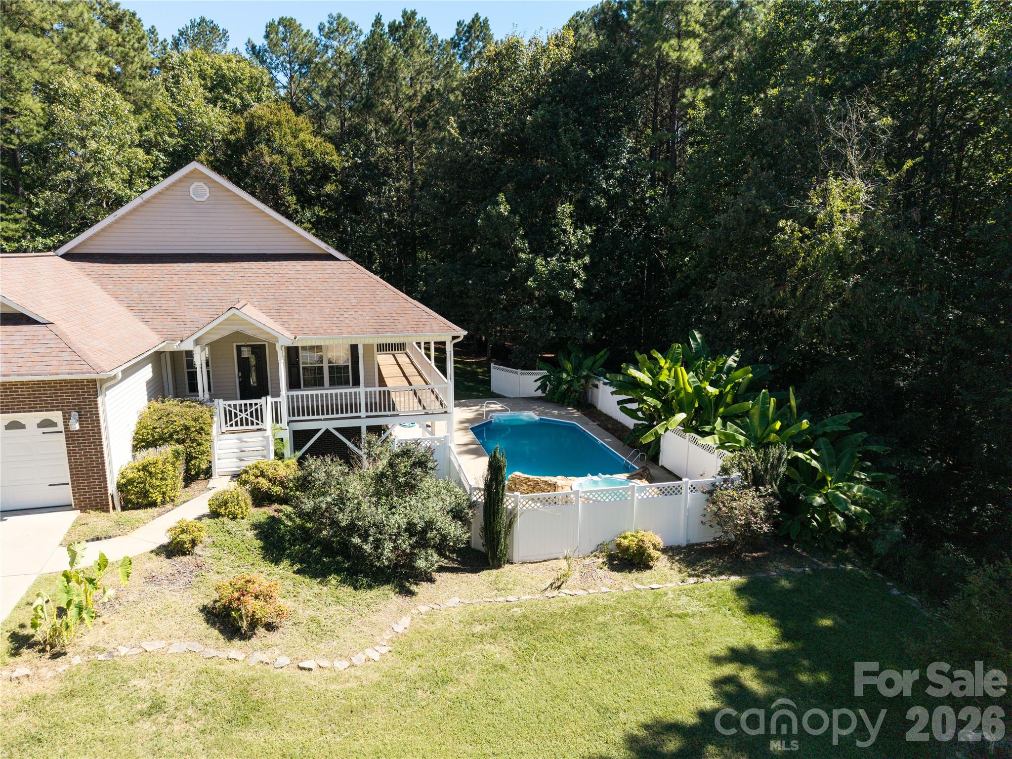Single Family Residence at 6391 Cathedral Drive, Hickory, photo 9 of 47